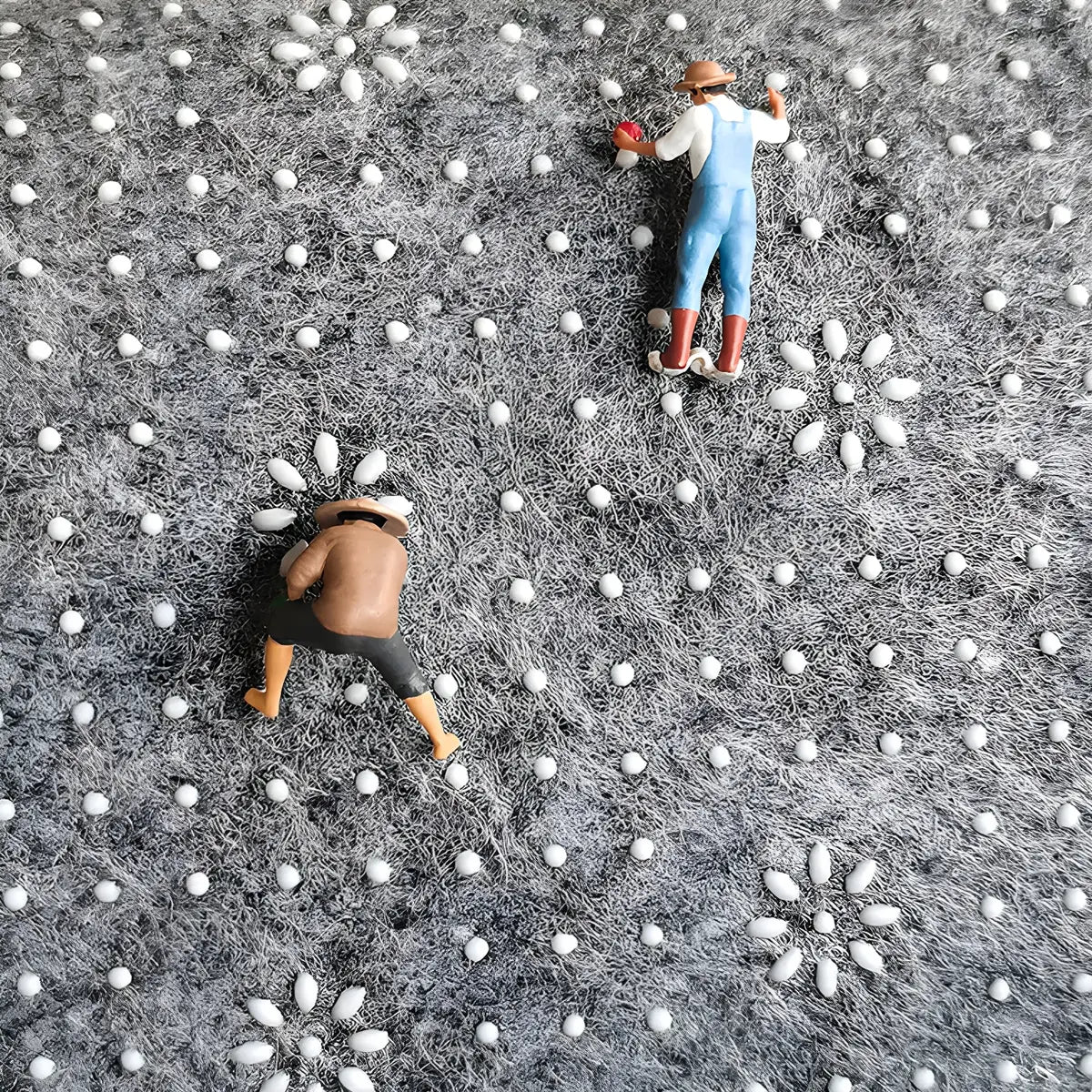 Abstract Modern Round Polyester Apricot Area Rug Image - 13