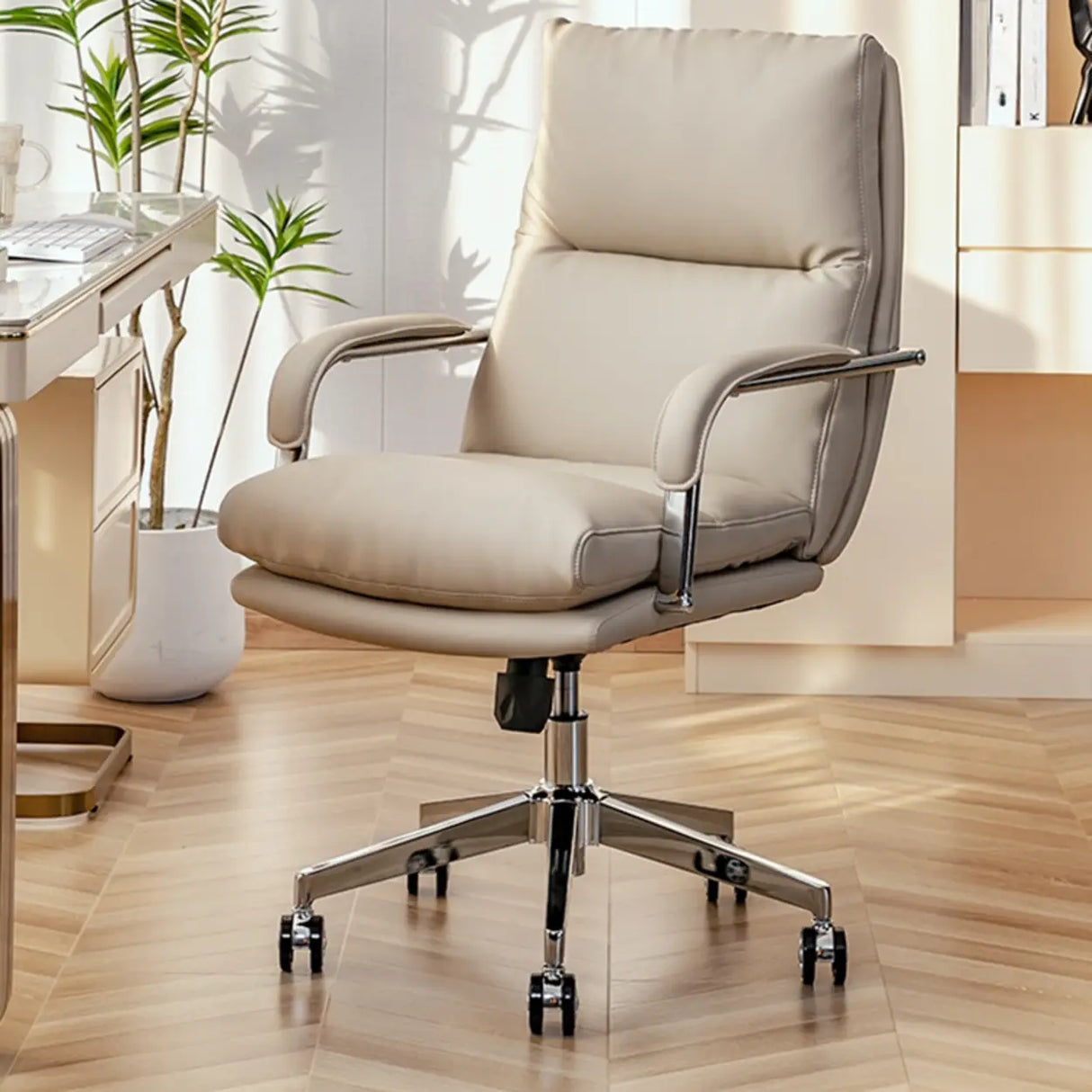 Adjustable Arms Swivel Ergonomic Leather Office Chair Image - 8
