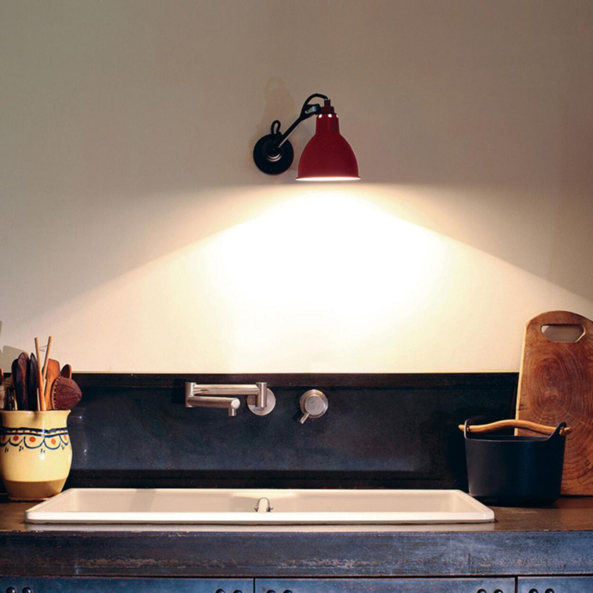 Adjustable Industrial Black Cone Metal Wall Lamp Image - 2