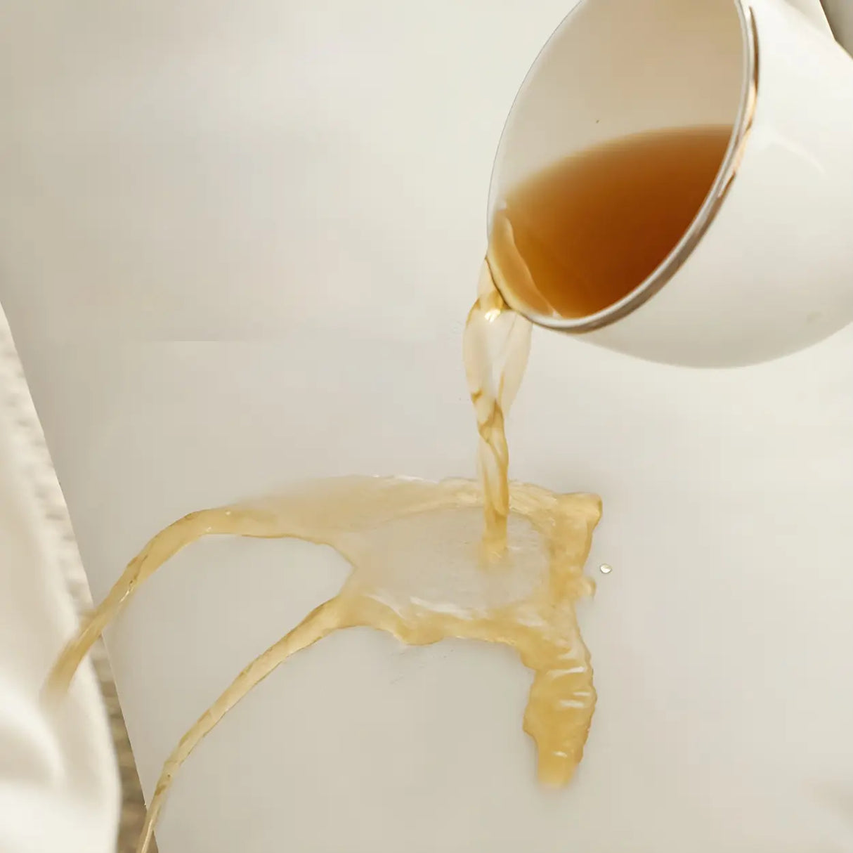 Adjustable Recliner Faux Leather Office Chair with Headrest Image - 5