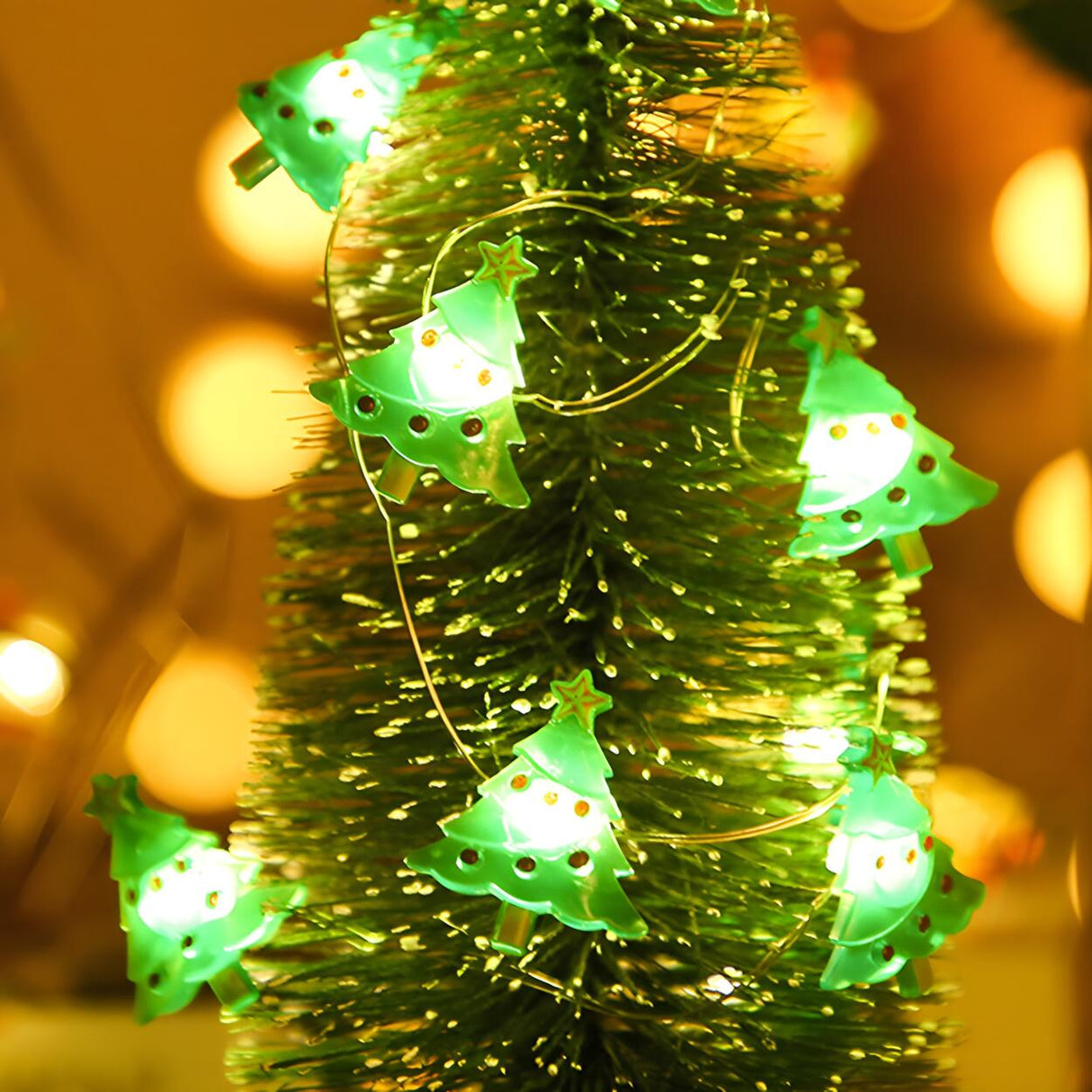 Adorable Mini Santa LED Christmas String Lights Image - 4