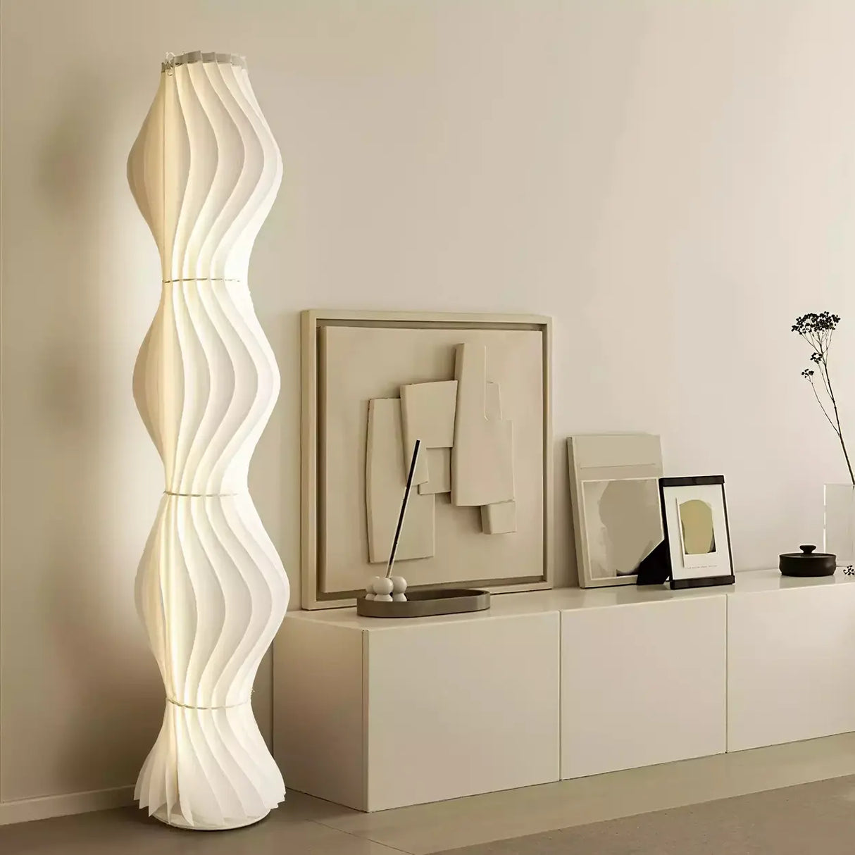 Art Deco Wave Patterned Column Metal Floor Lamp Image - 3