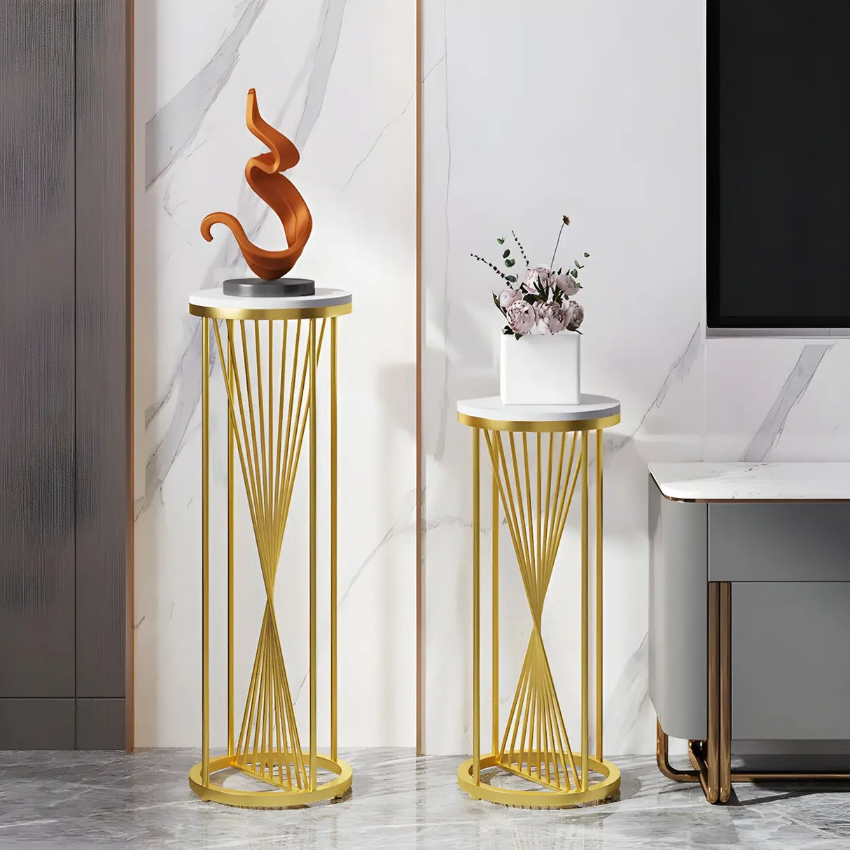 Artistic Gold 1-Tier Round Faux Marble Plant Stand Image - 1