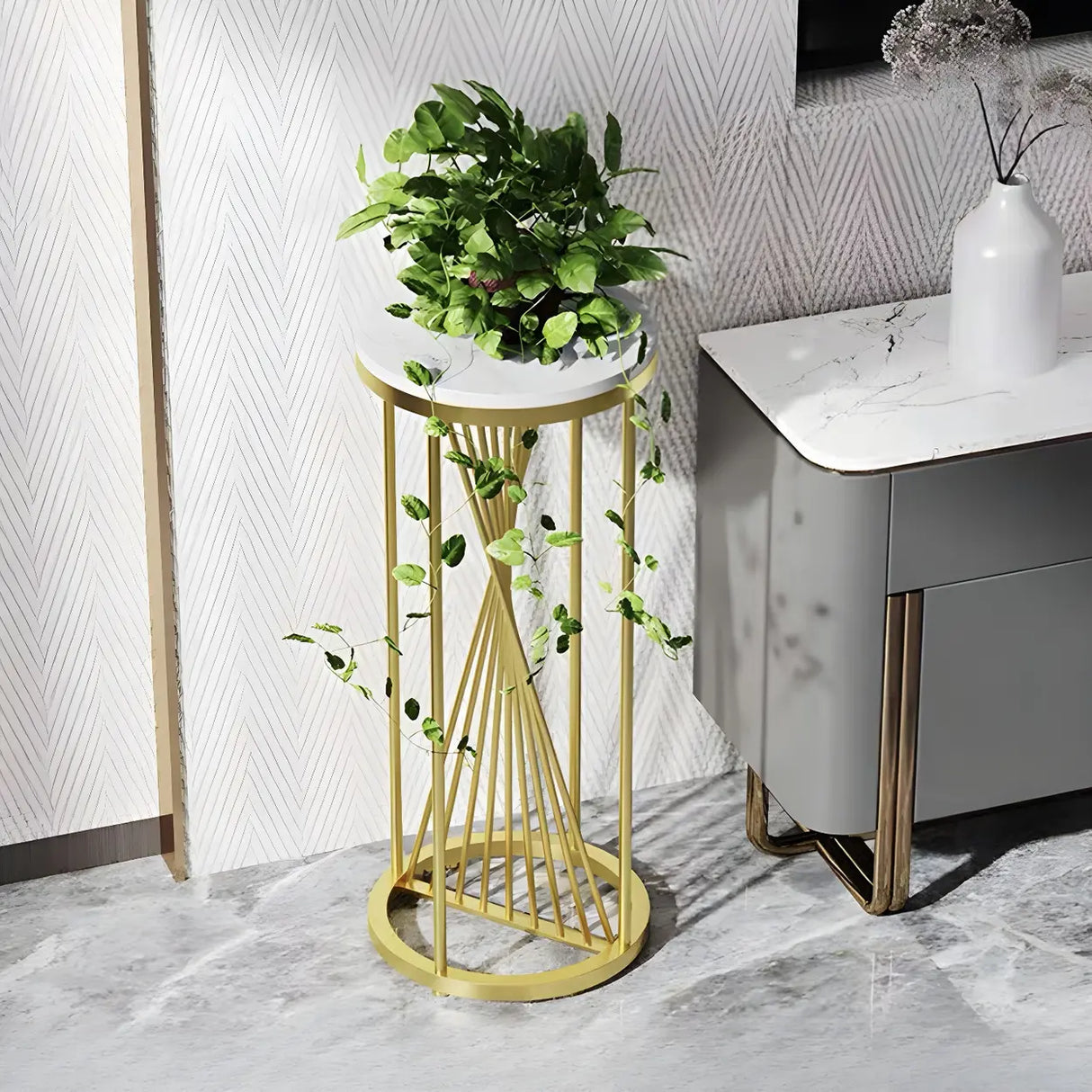 Artistic Gold 1-Tier Round Faux Marble Plant Stand Image - 3