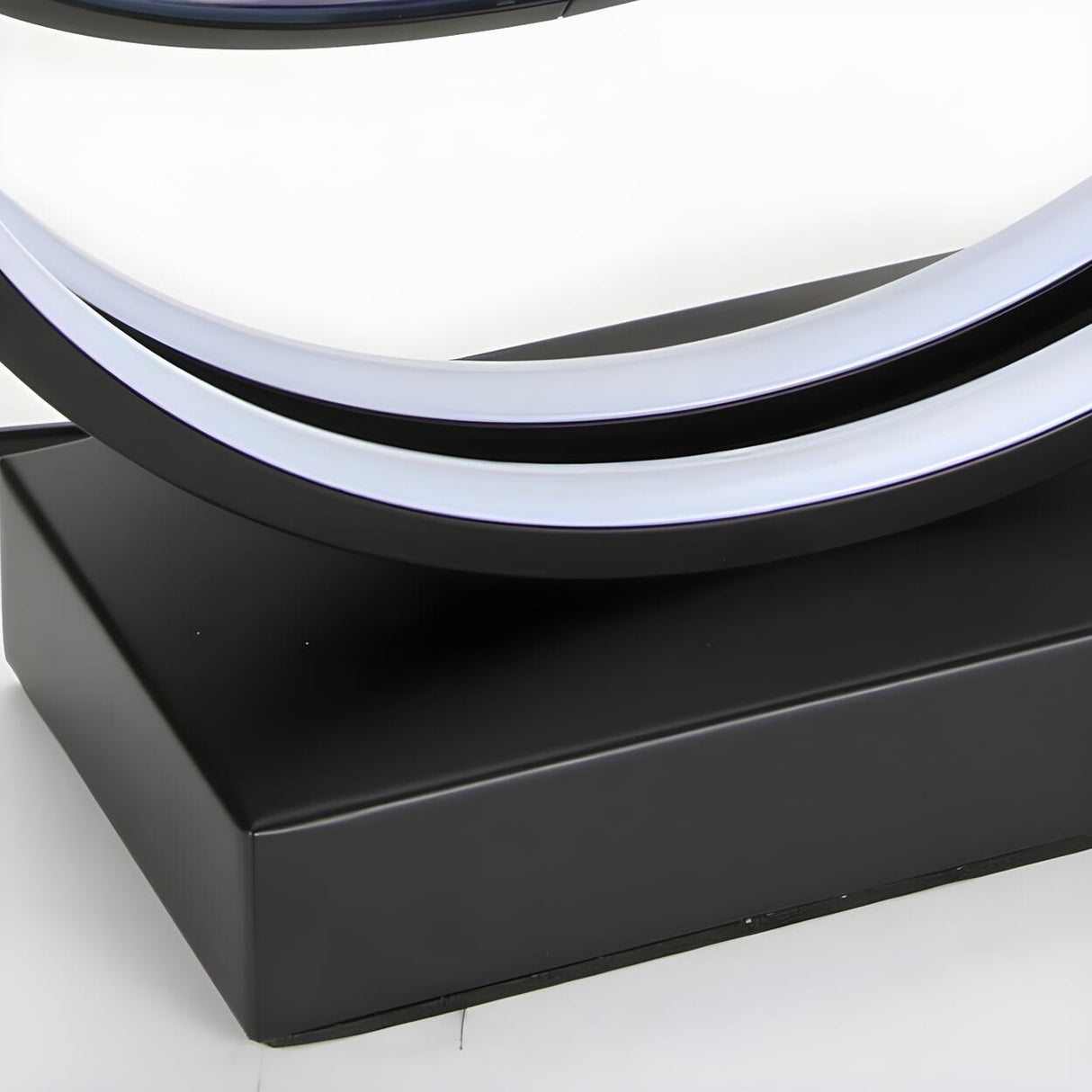 Artistic Round Landscape Painting Decorative Table Lamp Image - 21