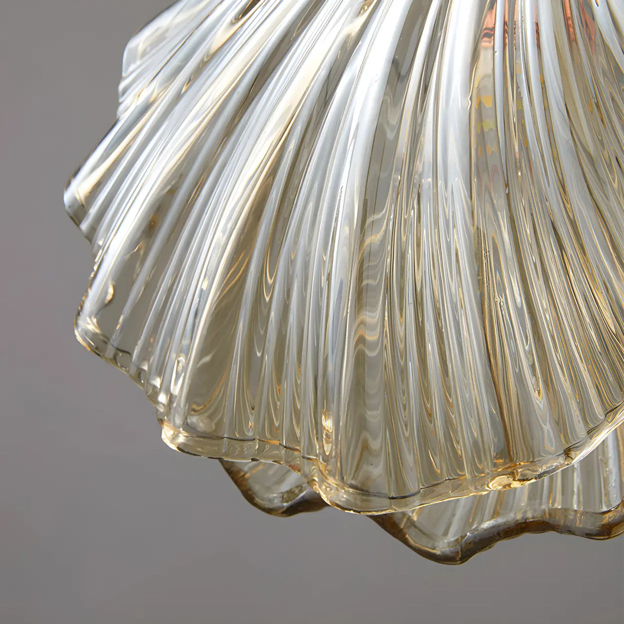 Bedroom Elegant Brass Clear Glass Shell Pendant Light Image - 12