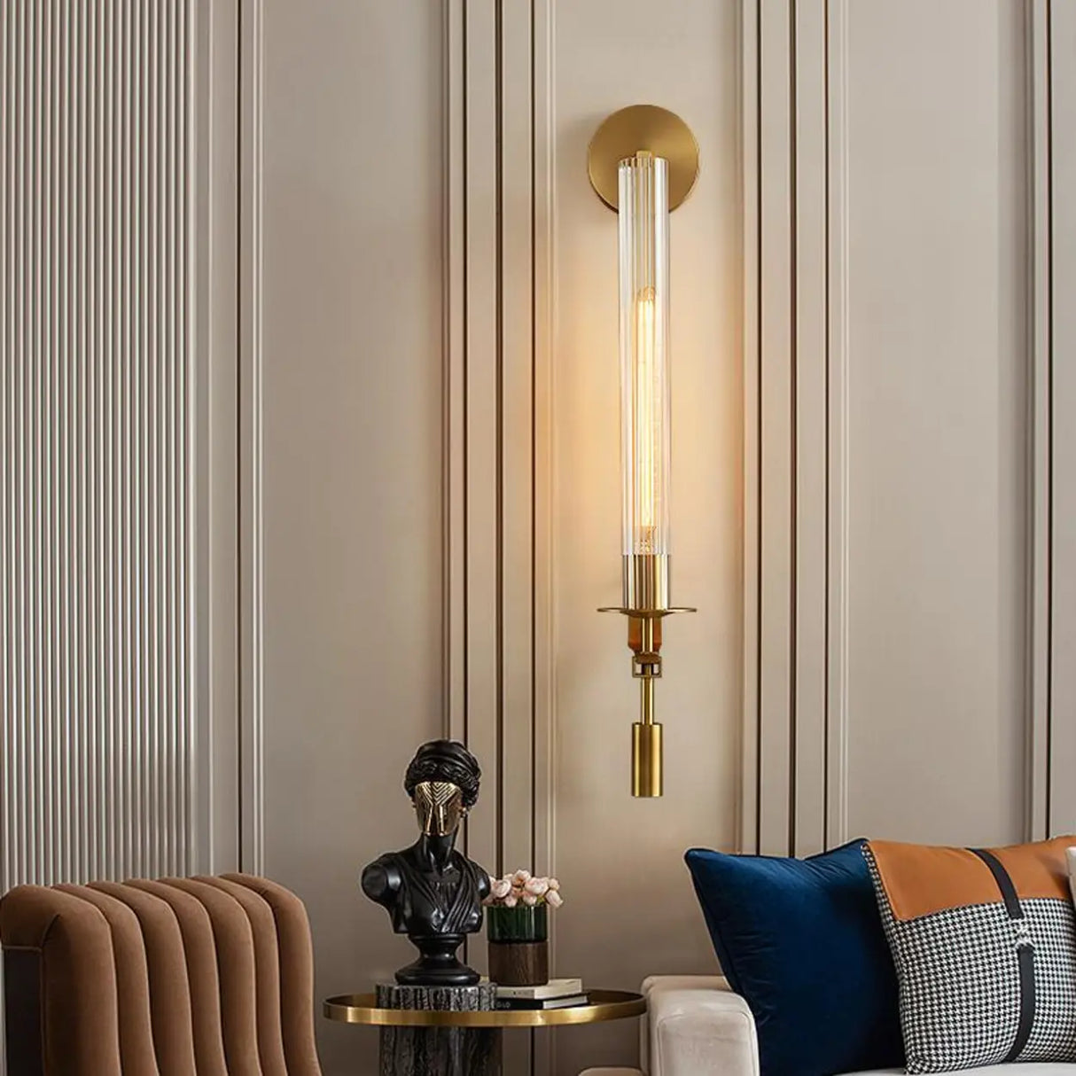 Bedroom Modern Gold Cylinder LED Vanity Lighting Image - 4