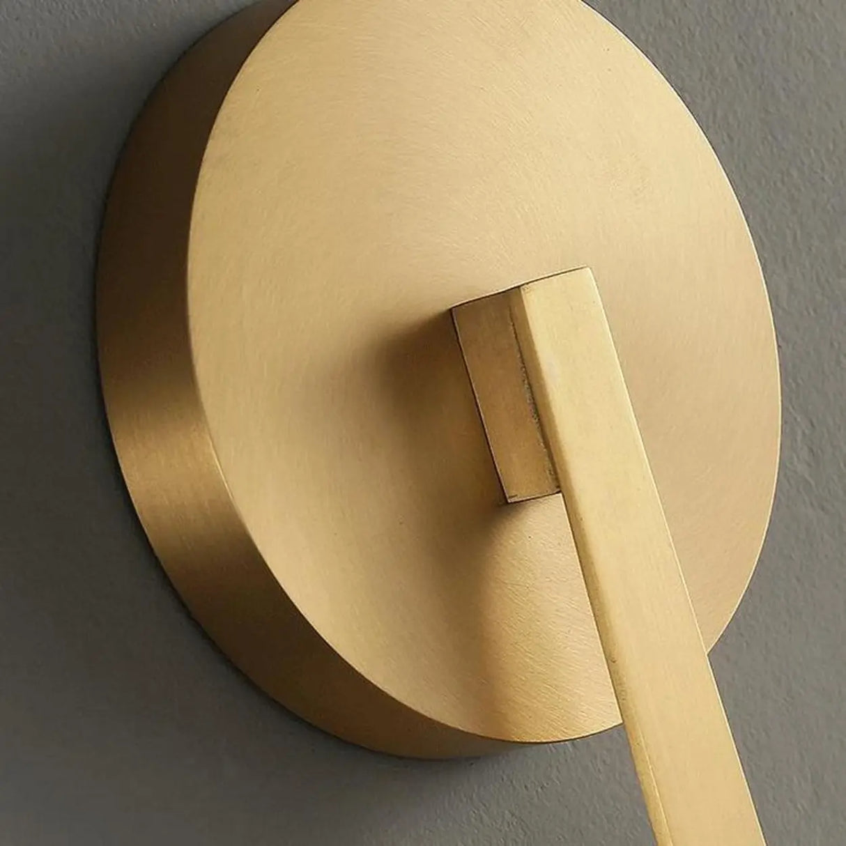 Bedroom Modern Gold Cylinder LED Vanity Lighting Image - 6