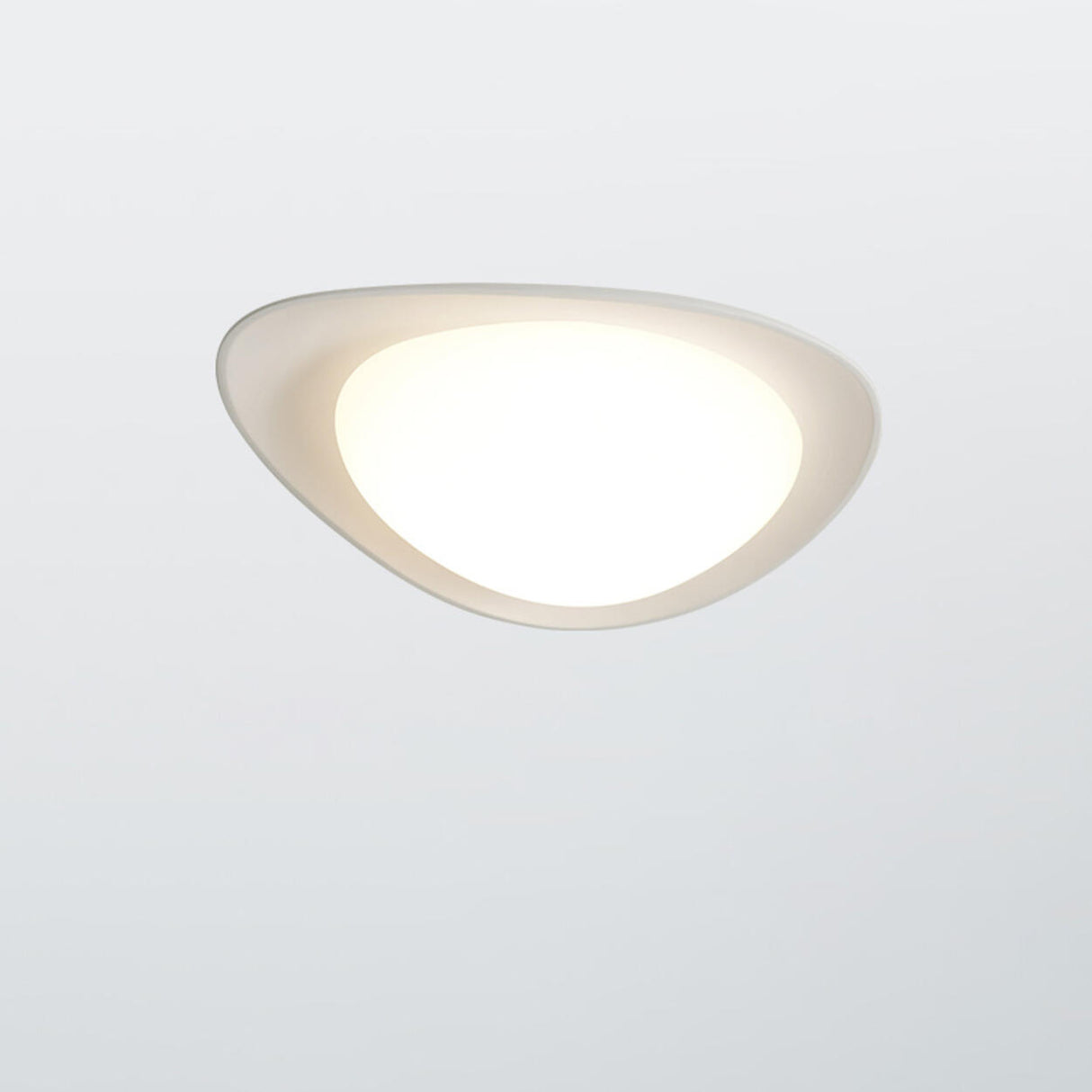 Bedroom Off-White Egg Resin Flush Mount Ceiling Light Image - 5