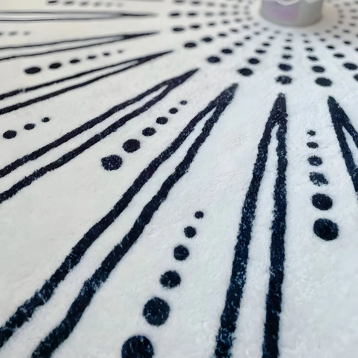 Bedroom Round Abstract Polyester White Area Rug Image - 13