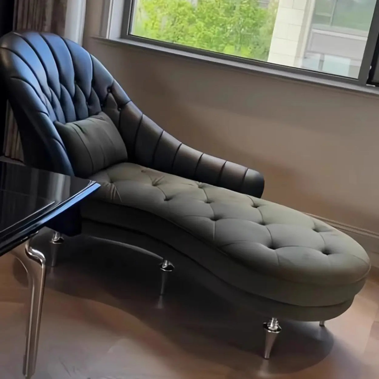 Black Large Leather Reclining Lounge Chair with Arm Image - 1