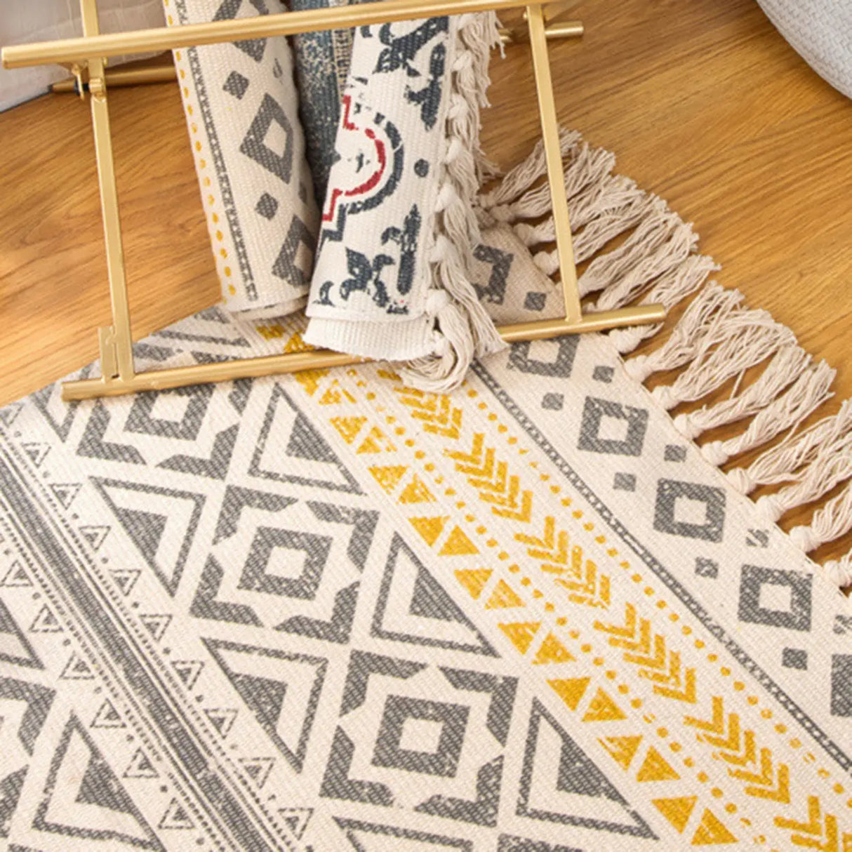 Bohemian Medallion Cotton Rectangle Fringe Area Rug Image - 6