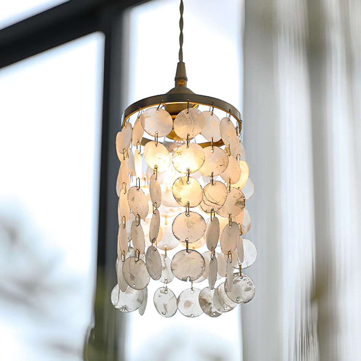 Bohemian Shell Cylindrical Cascading Pendant Light Image - 1