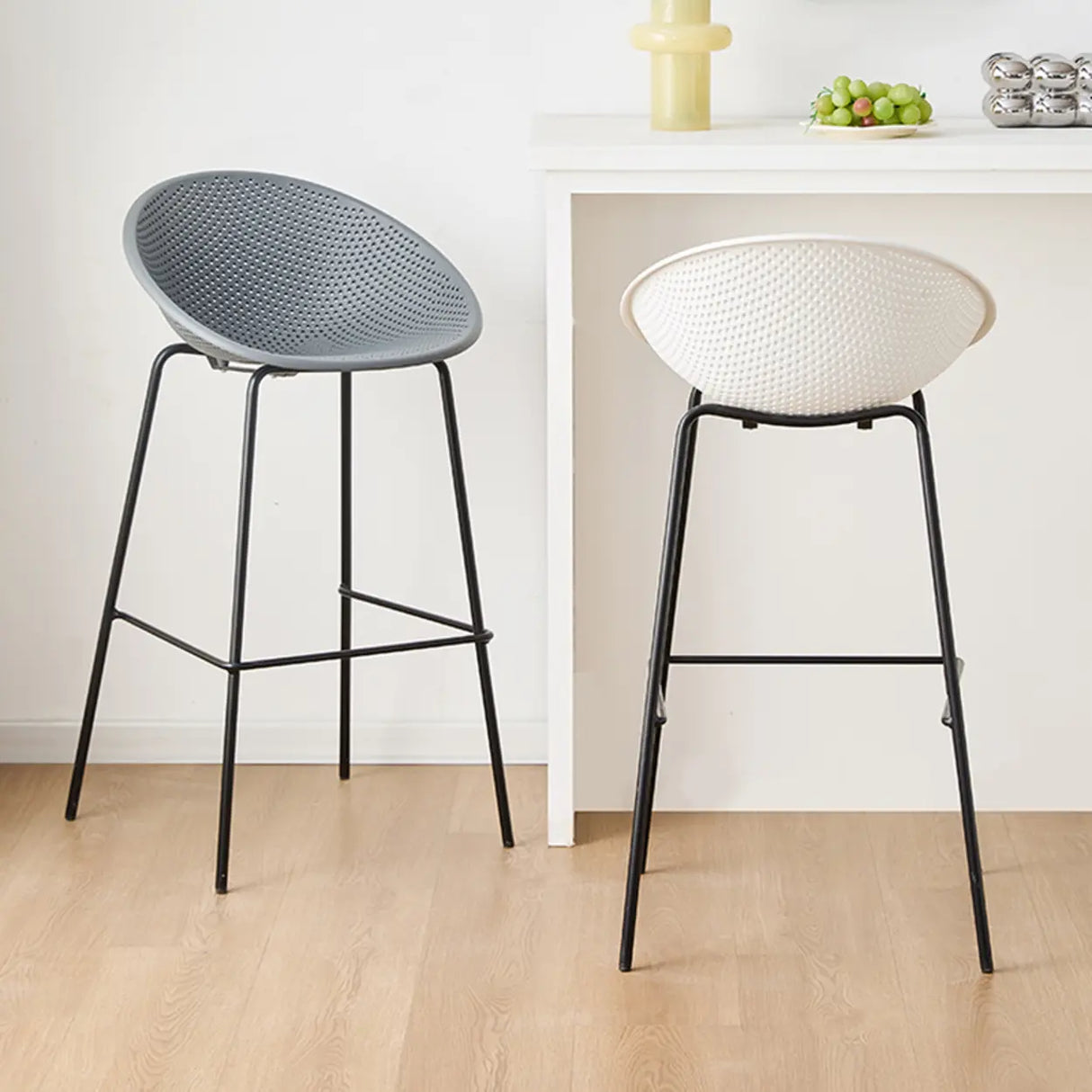 Bucket Low Back Metal Frame Bar Stool with Footrest Image - 6