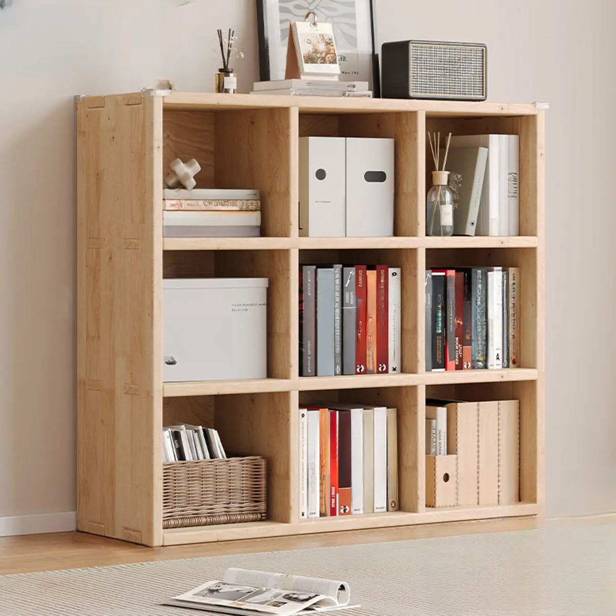 Casual Horizontal Wooden Closed Back Short Bookcase Image - 9