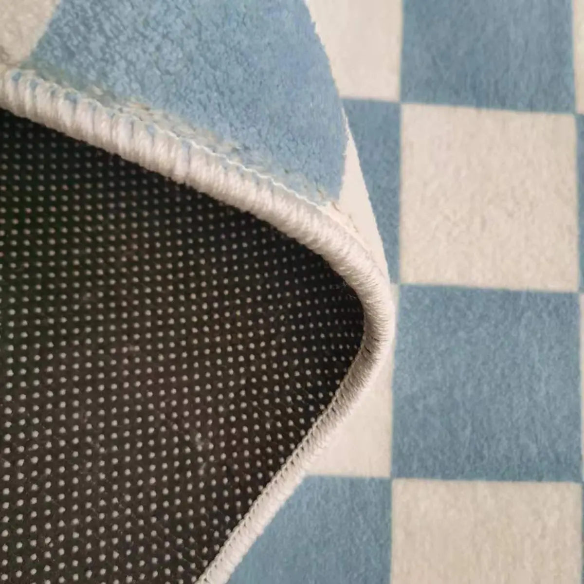 Checkerboard Polypropylene Green Rectangle Area Rug Image - 10