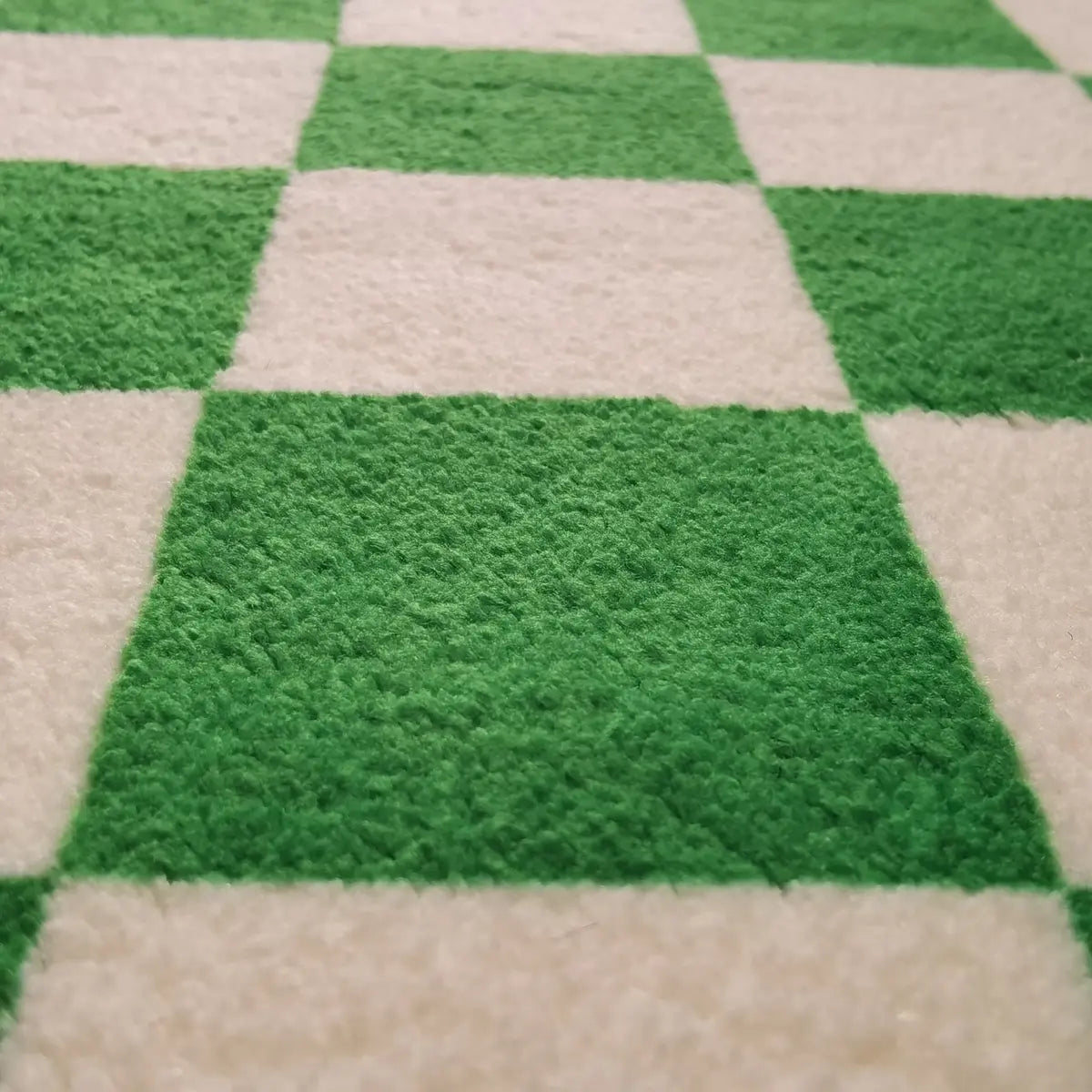 Checkerboard Polypropylene Green Rectangle Area Rug Image - 5