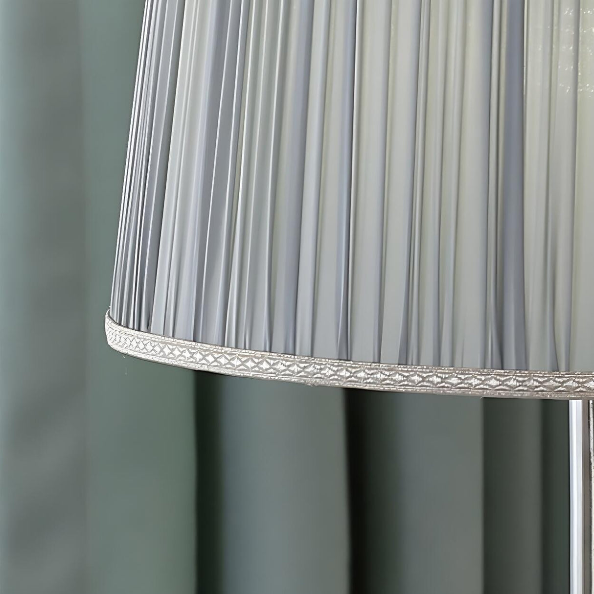 Classic Fabric Drum Shade Crystal Base Table Lamp Image - 10