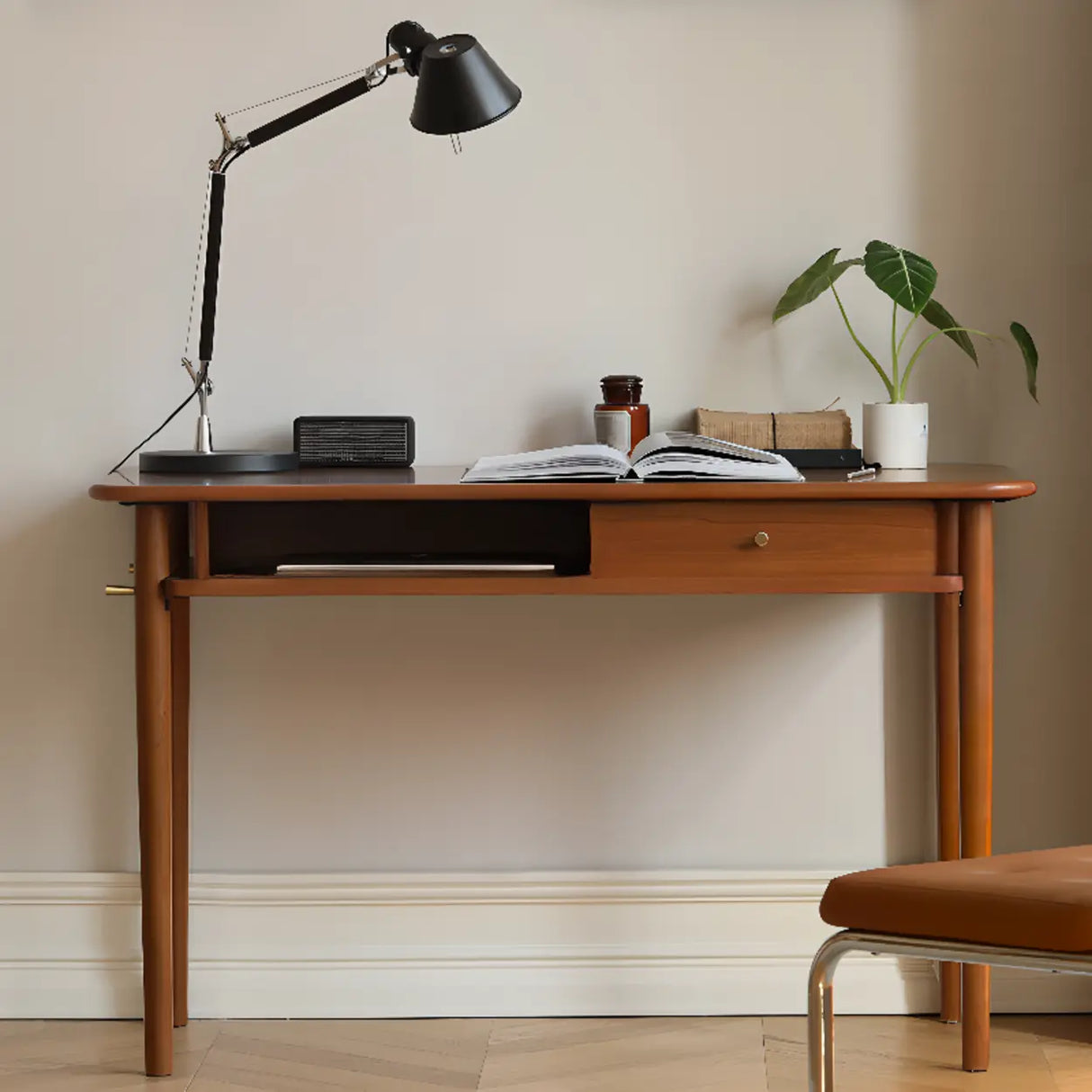 Compact Cherry Wood Standard Auburn Writing Desk Image - 3