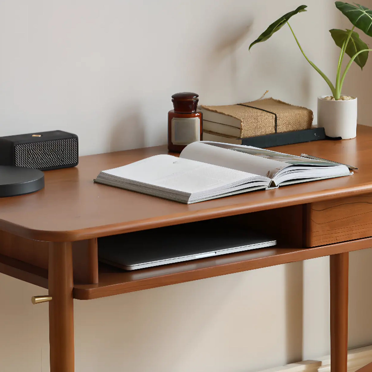 Compact Cherry Wood Standard Auburn Writing Desk Image - 6