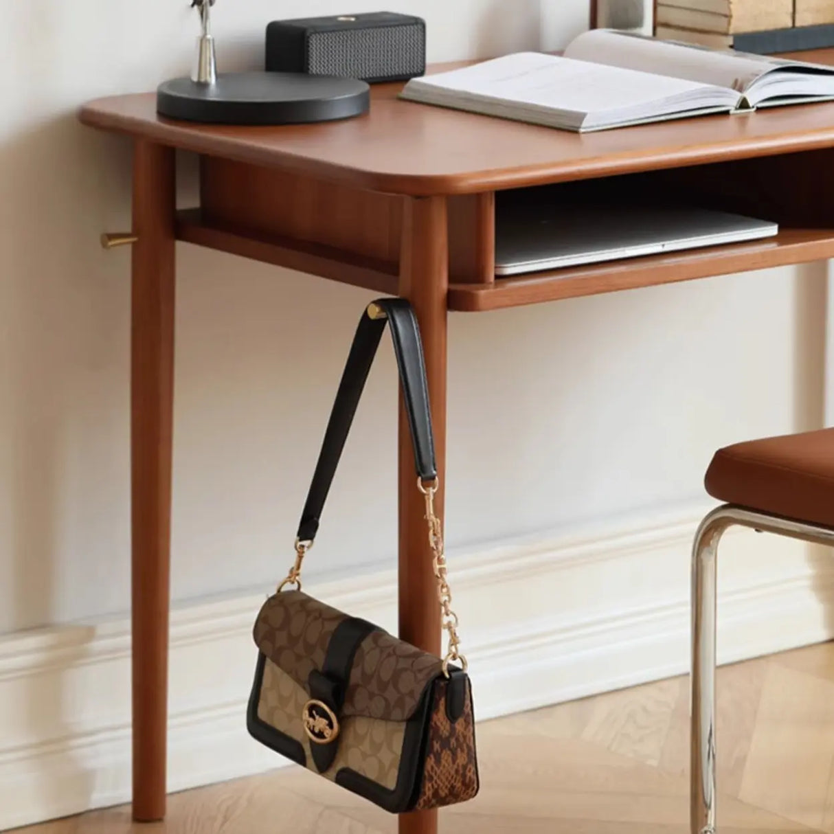 Compact Cherry Wood Standard Auburn Writing Desk Image - 9