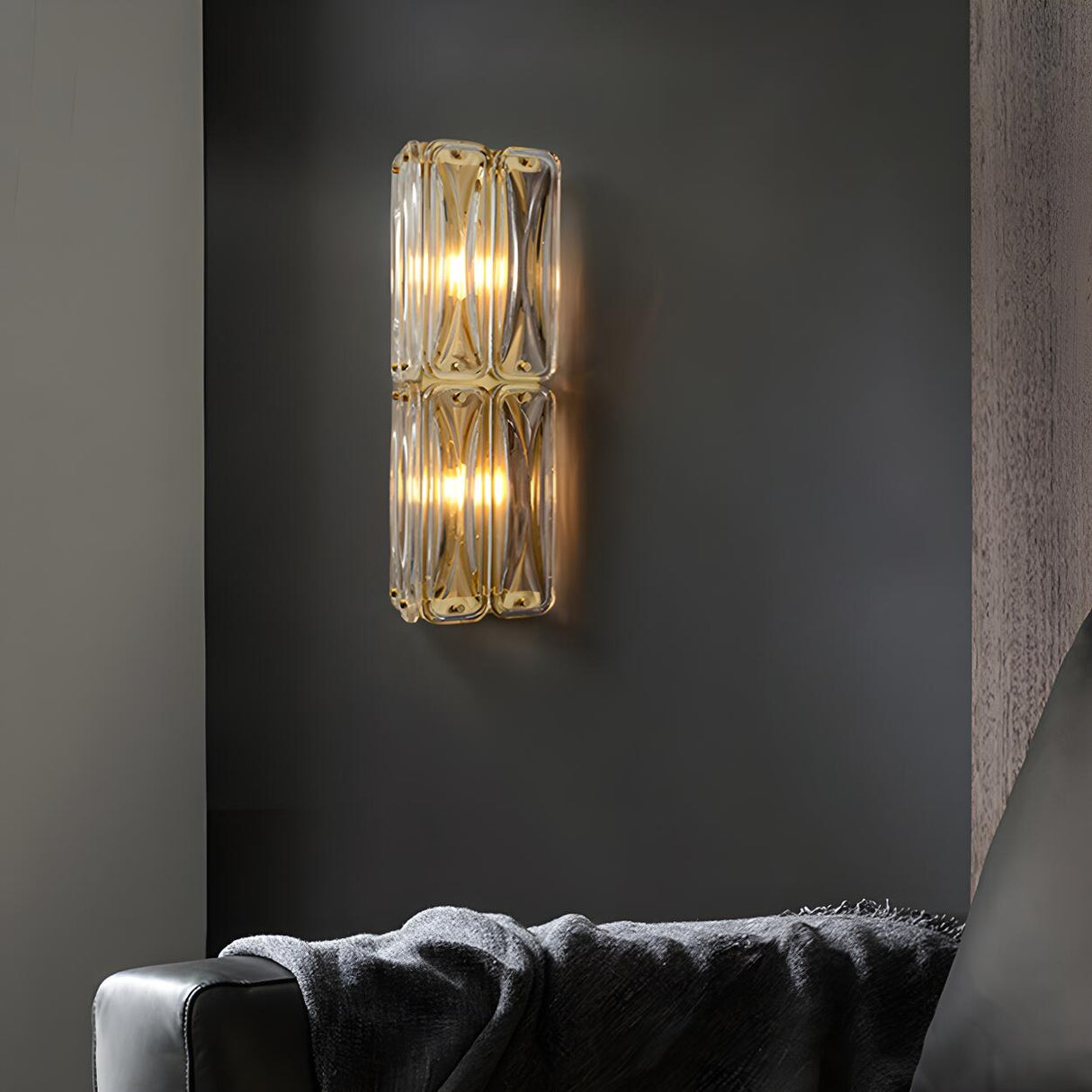 Contemporary Crystal Glass Gold Wall Sconce Image - 14