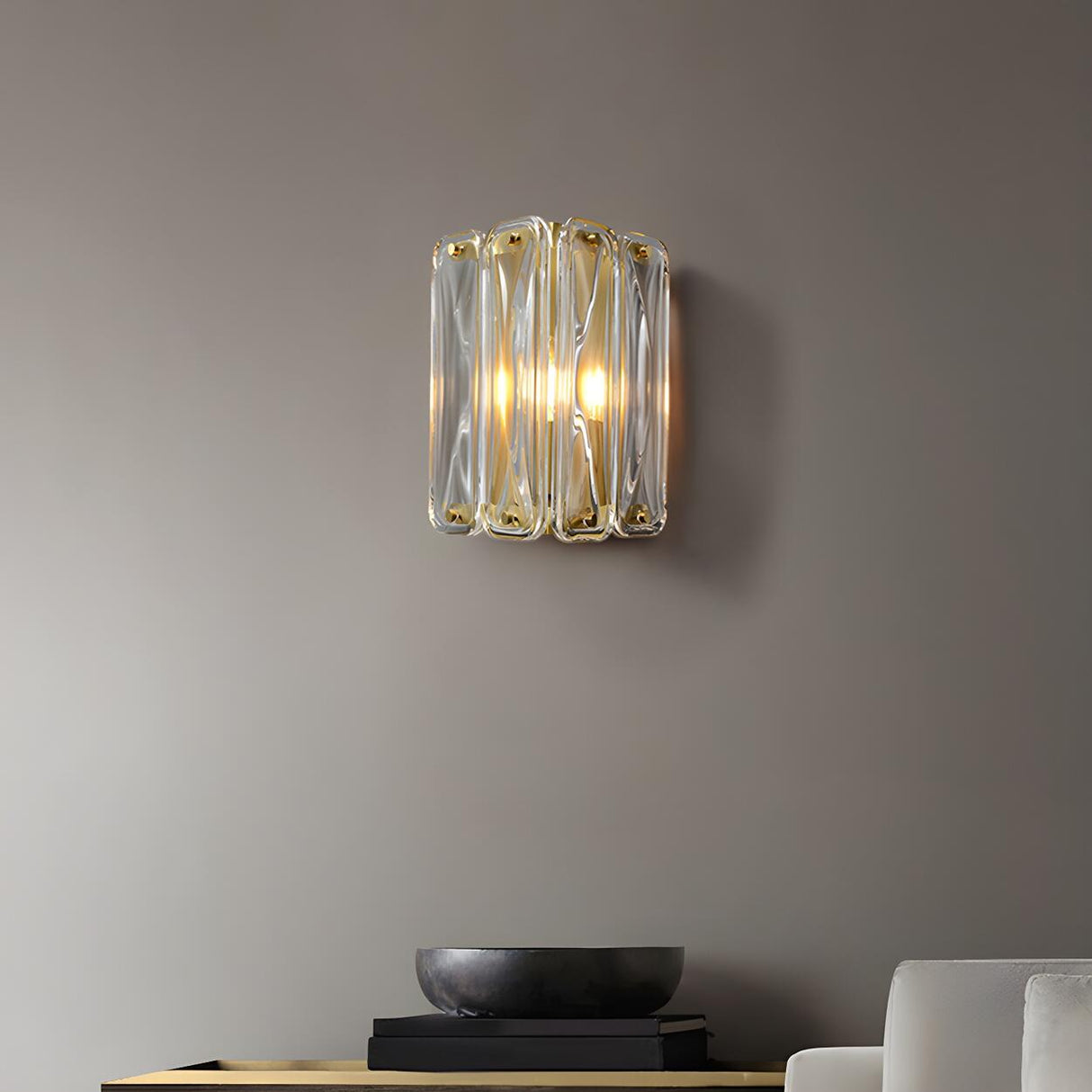 Contemporary Crystal Glass Gold Wall Sconce Image - 3