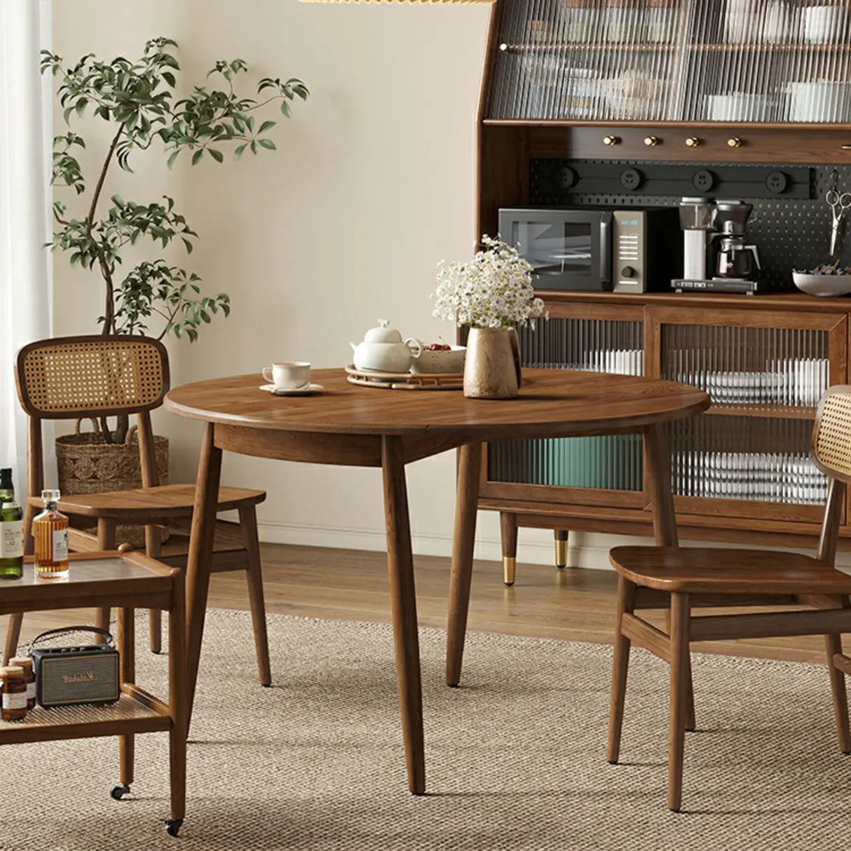 Contemporary Extendable Round Wood Dining Table Brown Image - 4