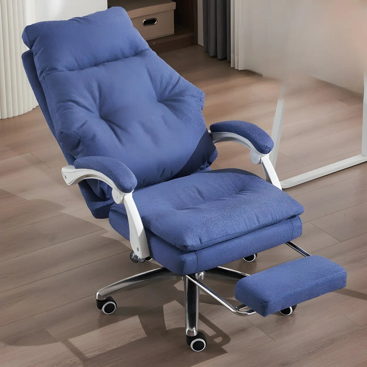 Contemporary High-Back Fabric Recline Office Chair Image - 7