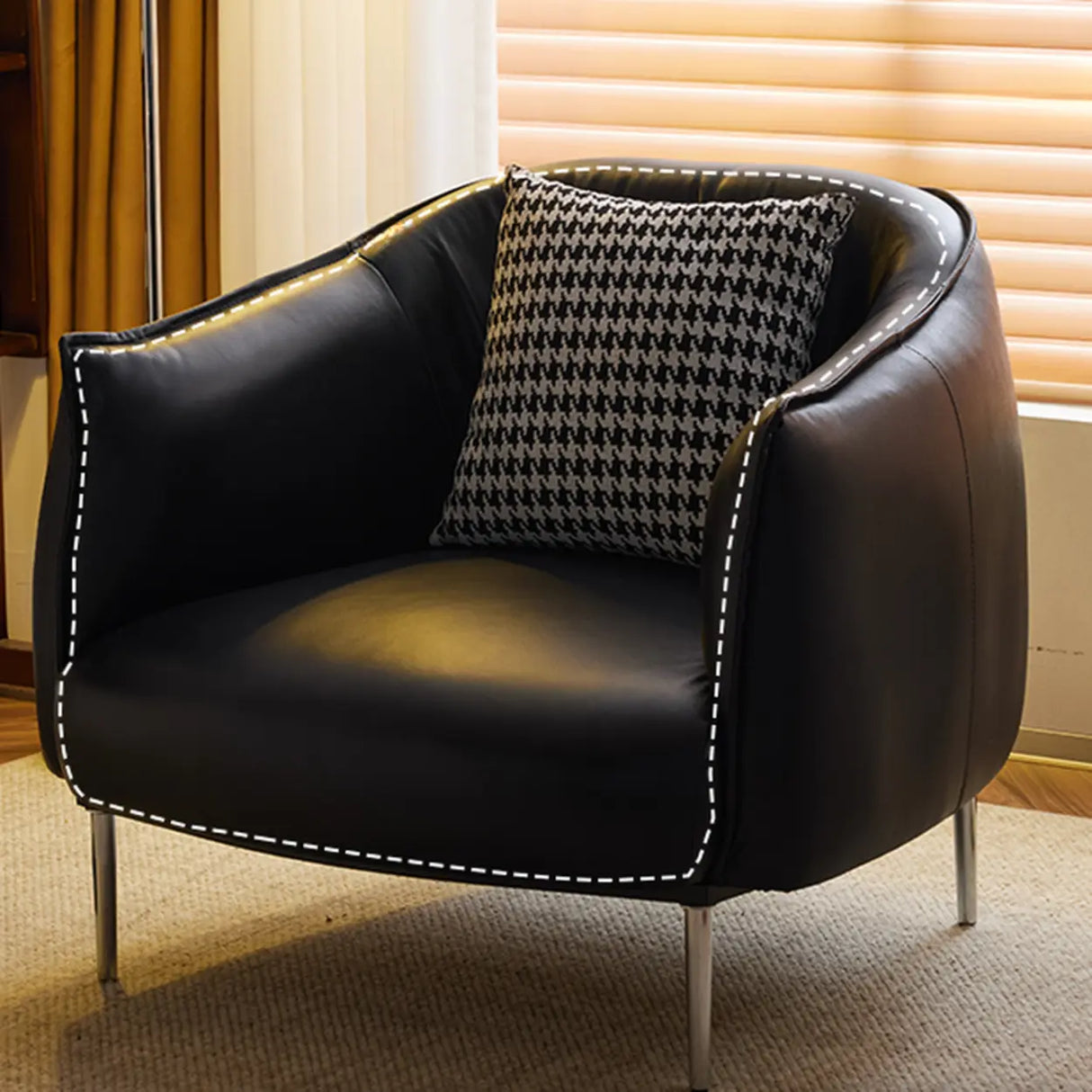 Contemporary Leather Black Lounge Accent Chair Image - 13