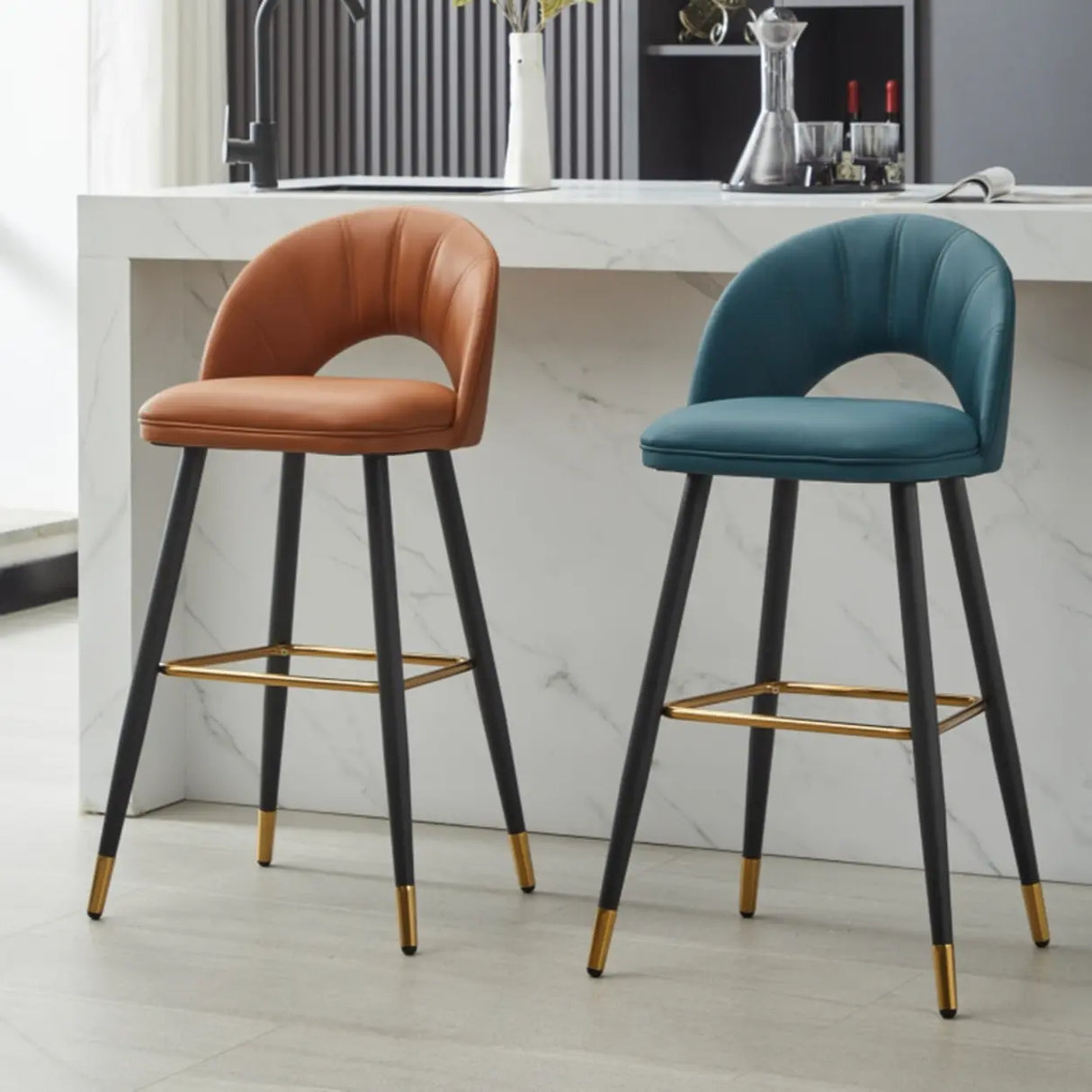 Contemporary Leather Curved Back Bar Stool with Metal Legs Image - 1