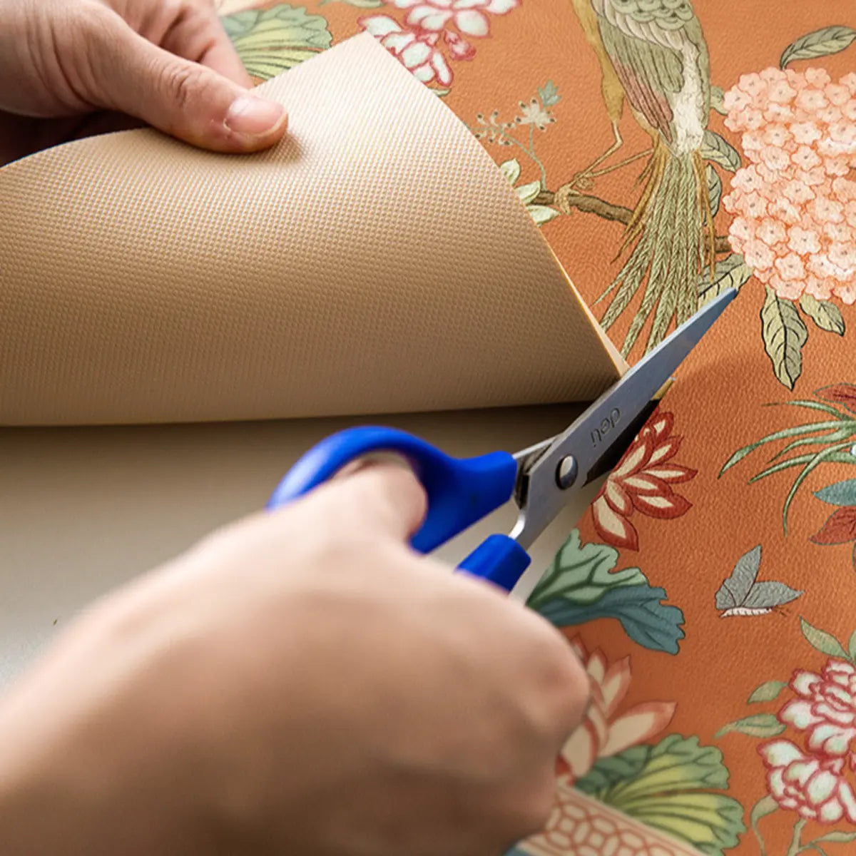 Contemporary Rectangle Vinyl Floral Orange Area Rug Image - 8