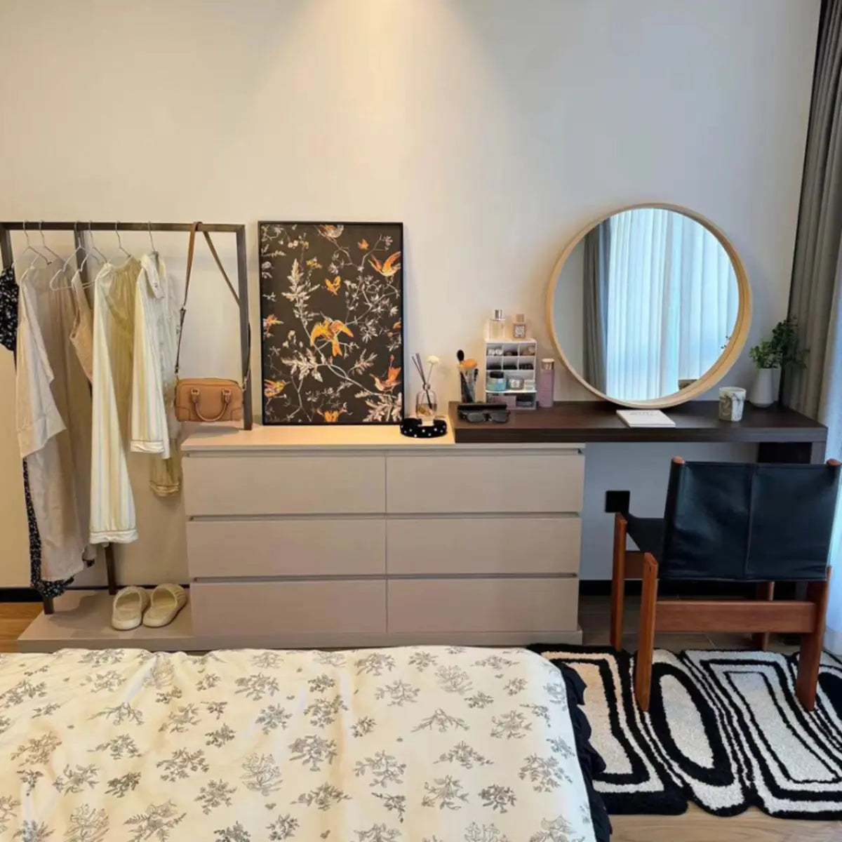 Contemporary Rectangular Wood Bedroom Brown Makeup Vanity Image - 4