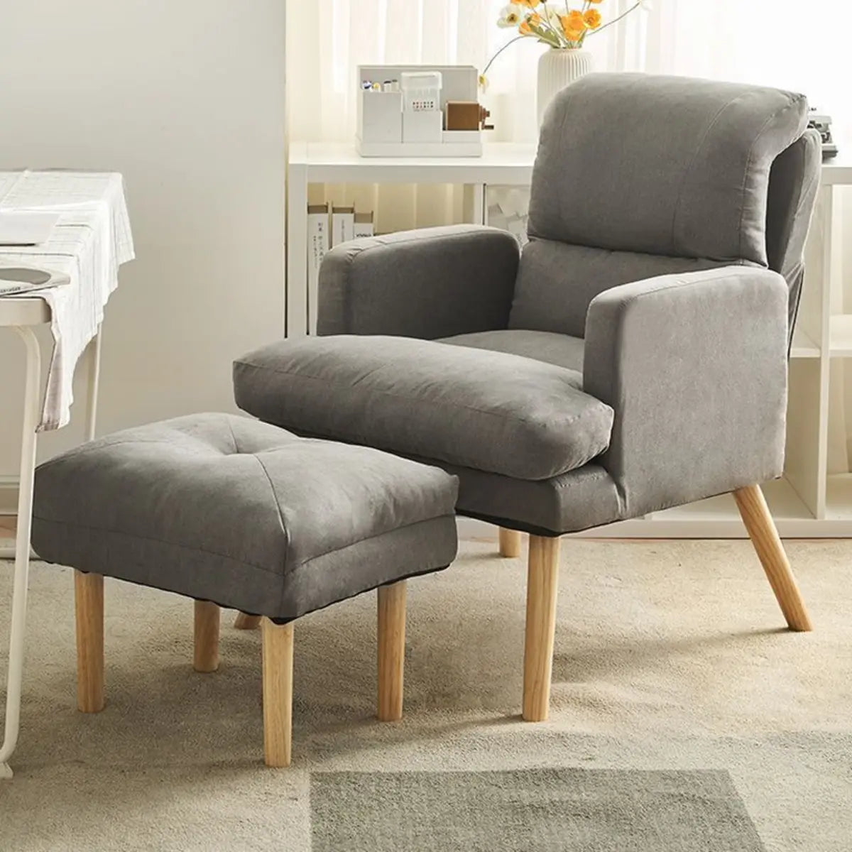 Cotton Linen Sewn Pillow Back Reclining Lounge Chair Image - 1