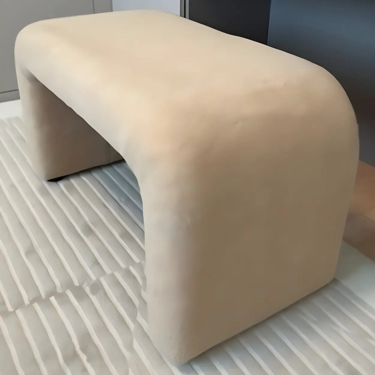 Cream Polyester Blend Upholstered Short Bedroom Bench Image - 11