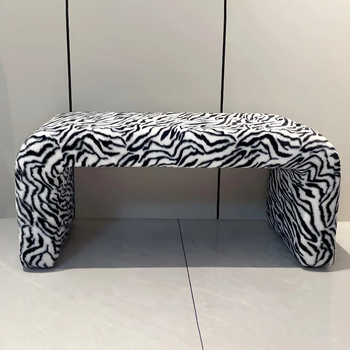 Cream Polyester Blend Upholstered Short Bedroom Bench Image - 8