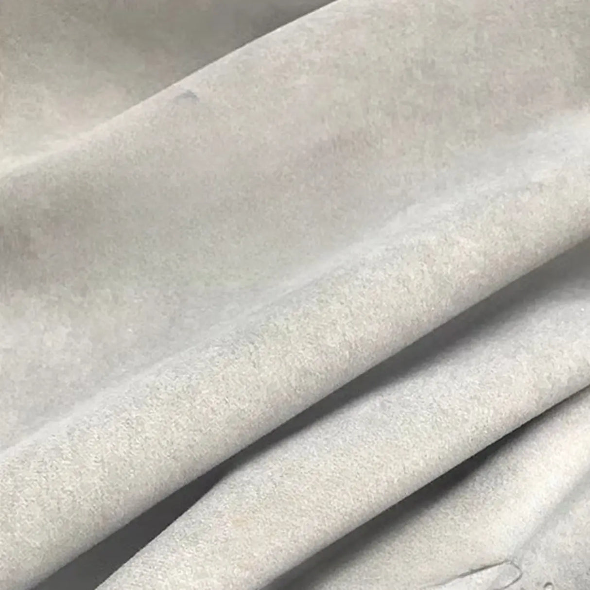 Cream Tufted Rectangular Upholstered Fabric Left-Arm Chaise Image - 4