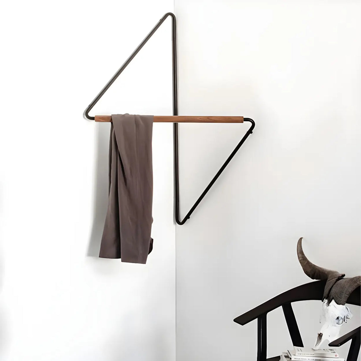 Creative Geometric Black Wall Mounted Metal Coat Rack Image - 2