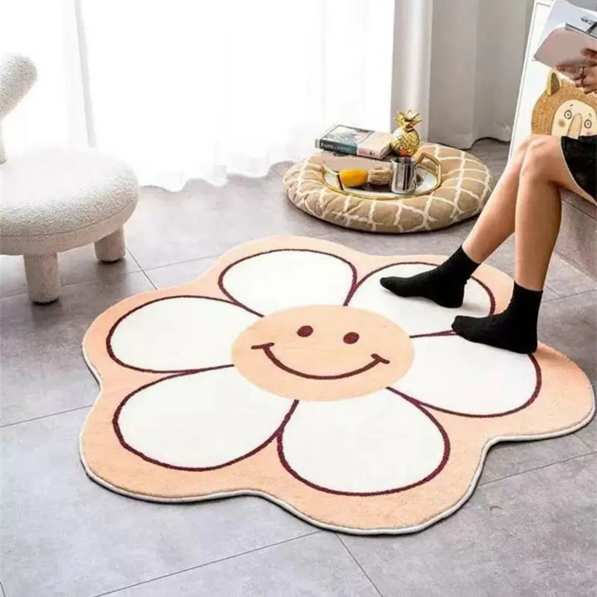 Cute Flower Polyester Anti-Slip Backing Area Rug Image - 3