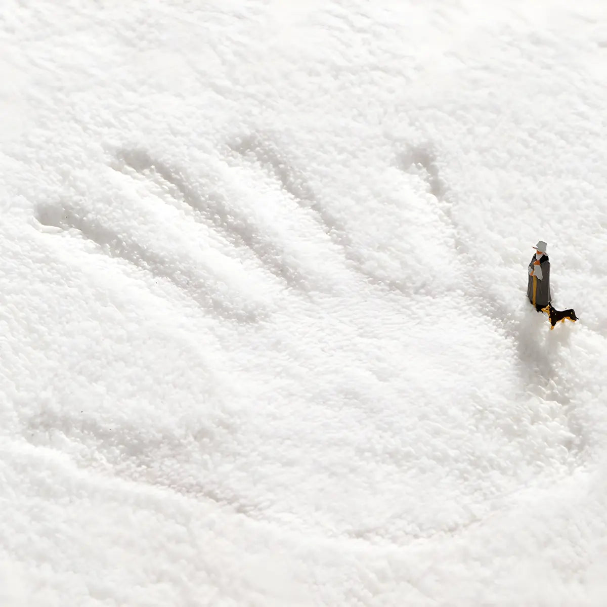 Cute White Round Lambswool Panda Pattern Area Rug Image - 3