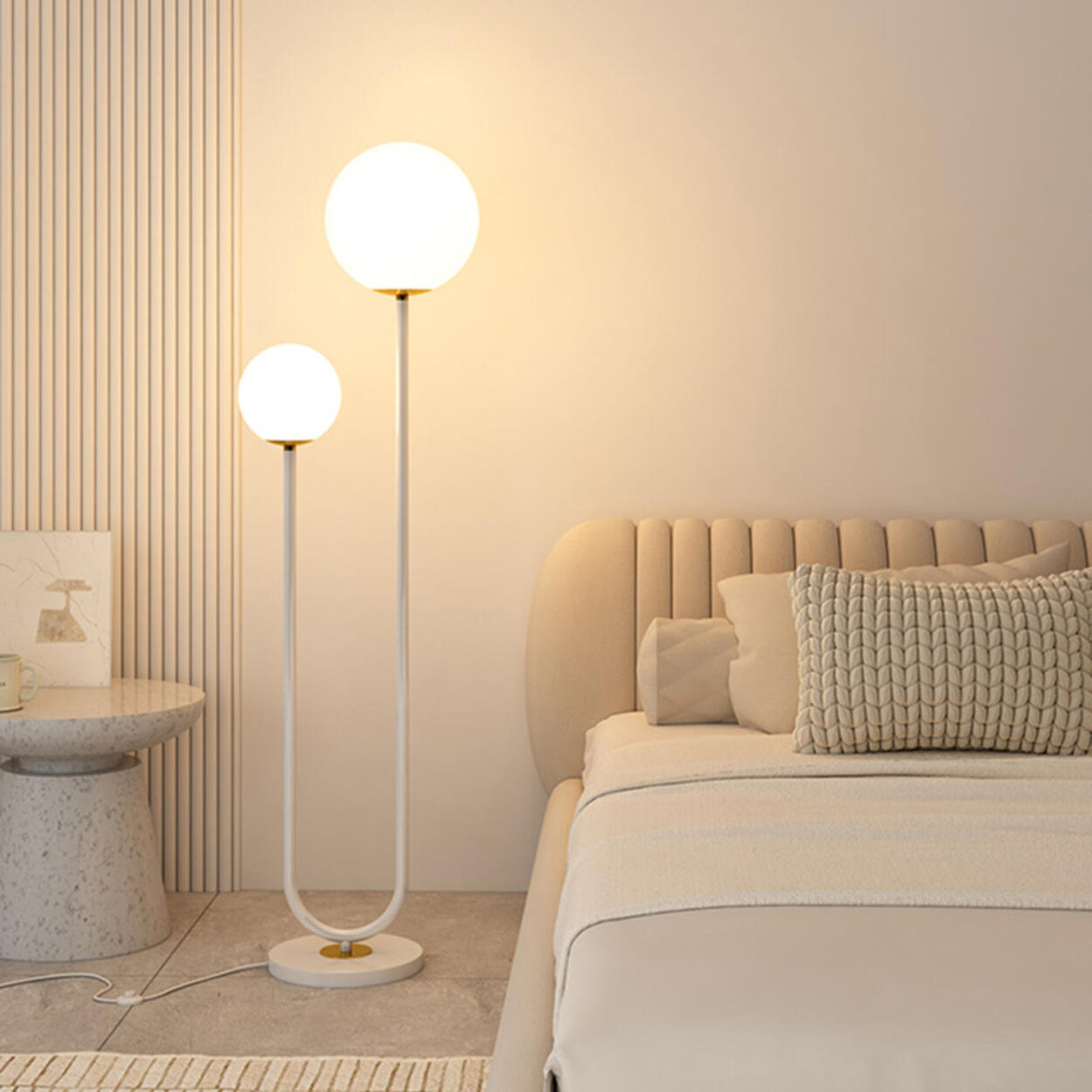 Double Globe and U-Shaped Modern Red Floor Light Image - 3