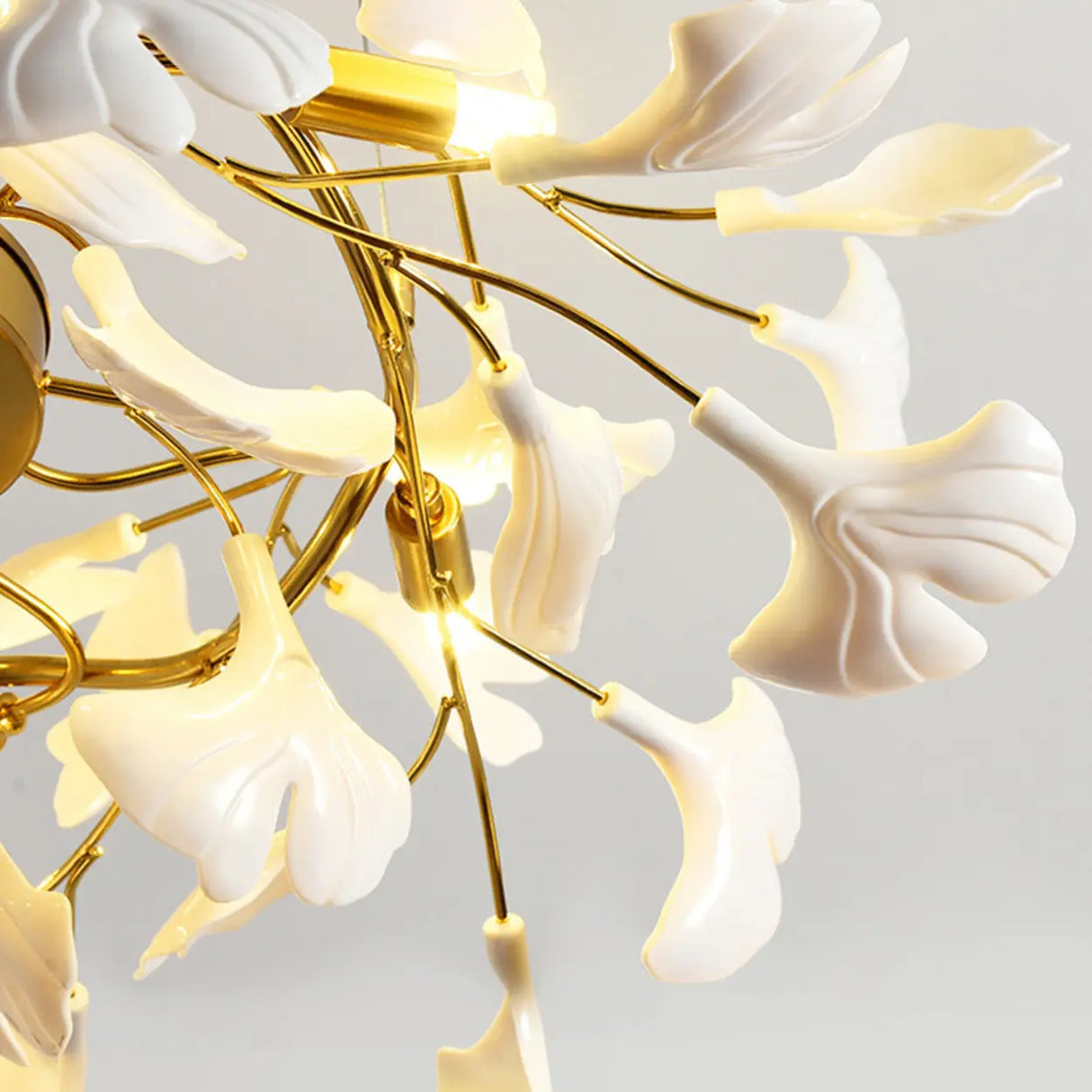 Elegant Gold Branch Circle Ginkgo Leaf Chandelier Image - 13