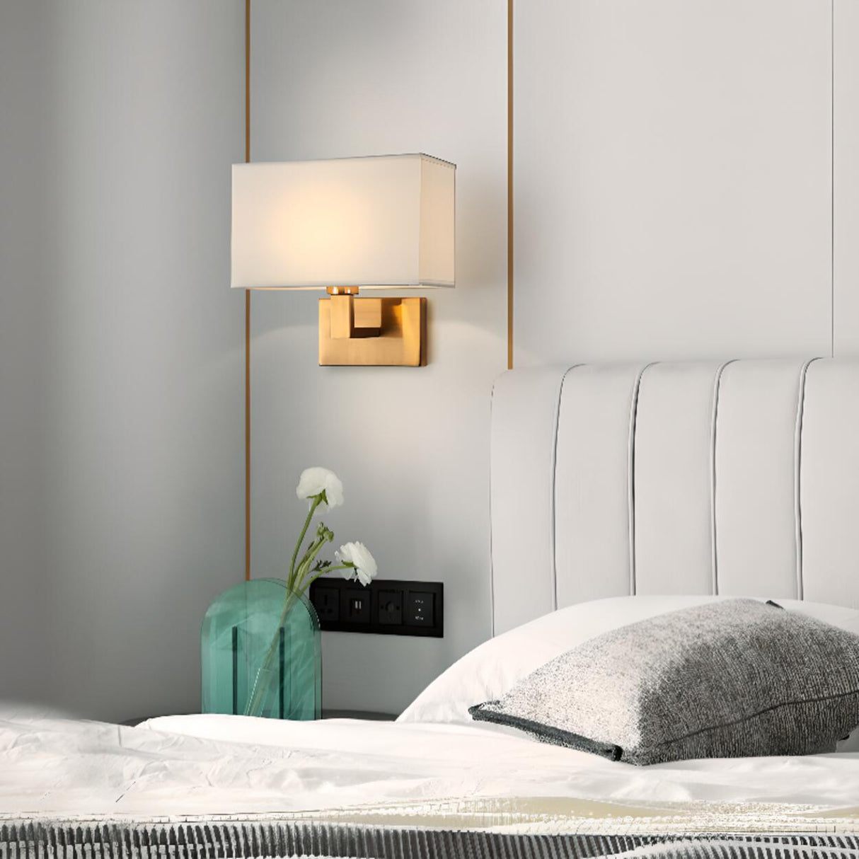 Elegant Gold Rectangular Wall Sconce Light Image - 4