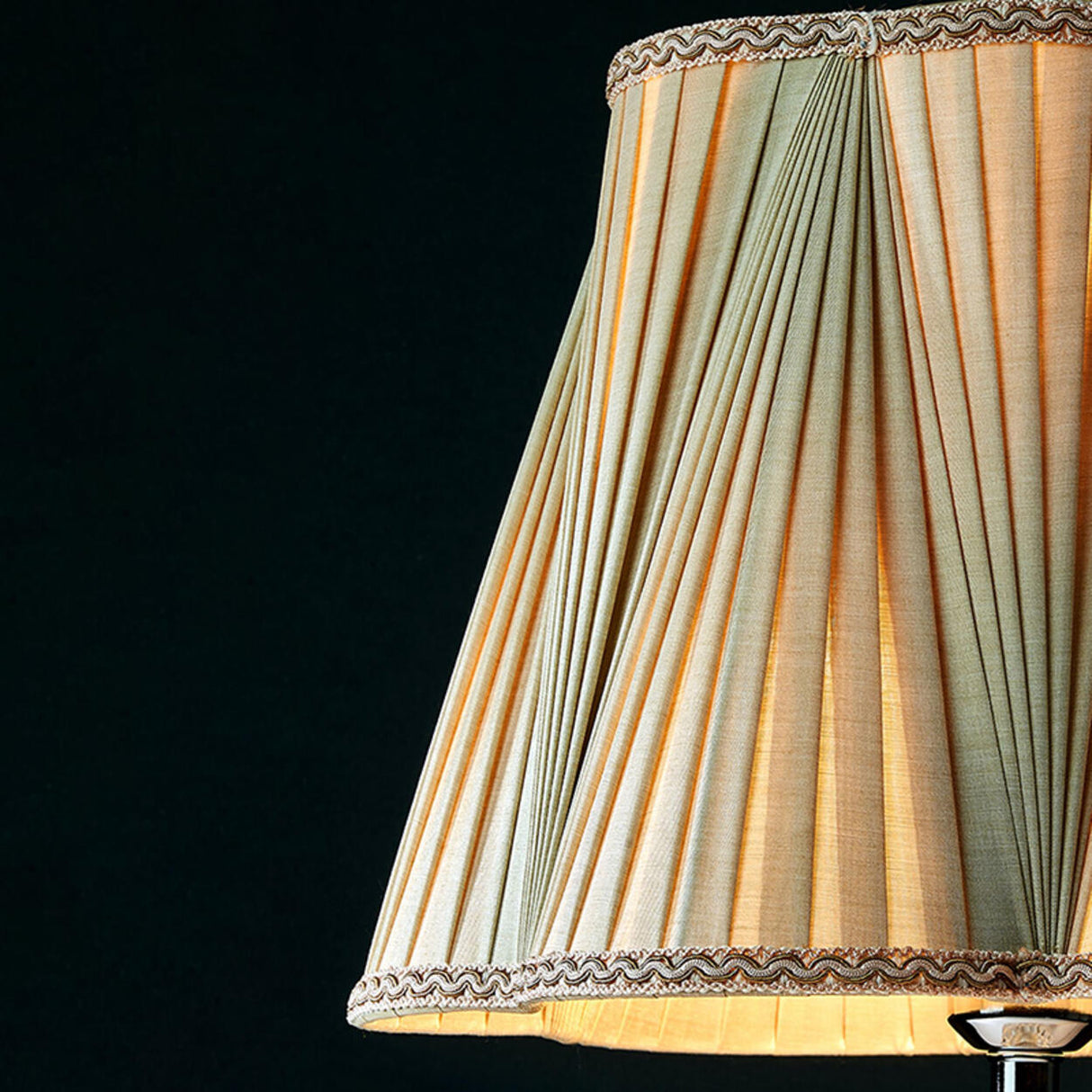 Elegant Light Green Pleated Shade Crystal Table Lamp Image - 8