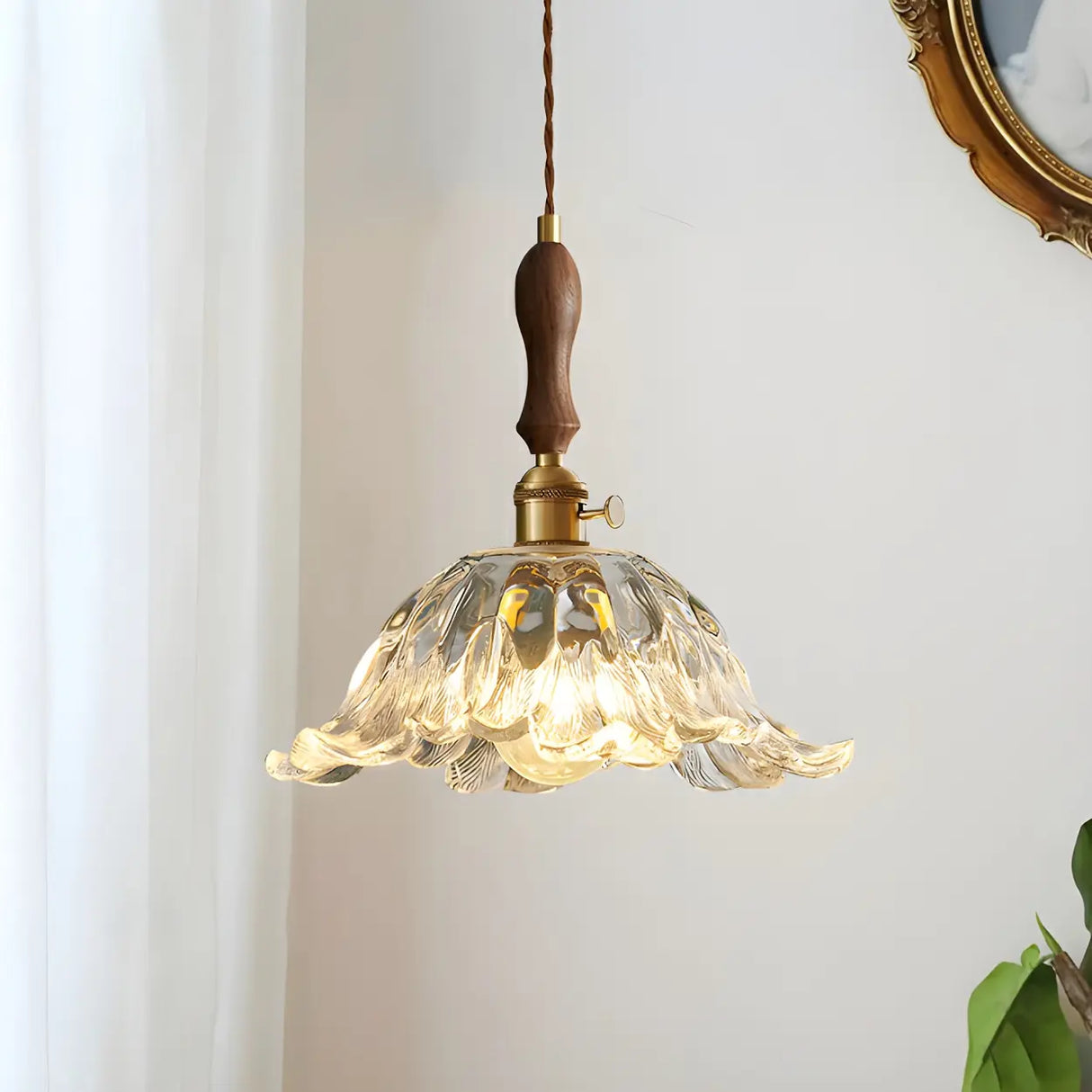 Elegant Modern Flower Clear Glass Pendant Light Image - 1
