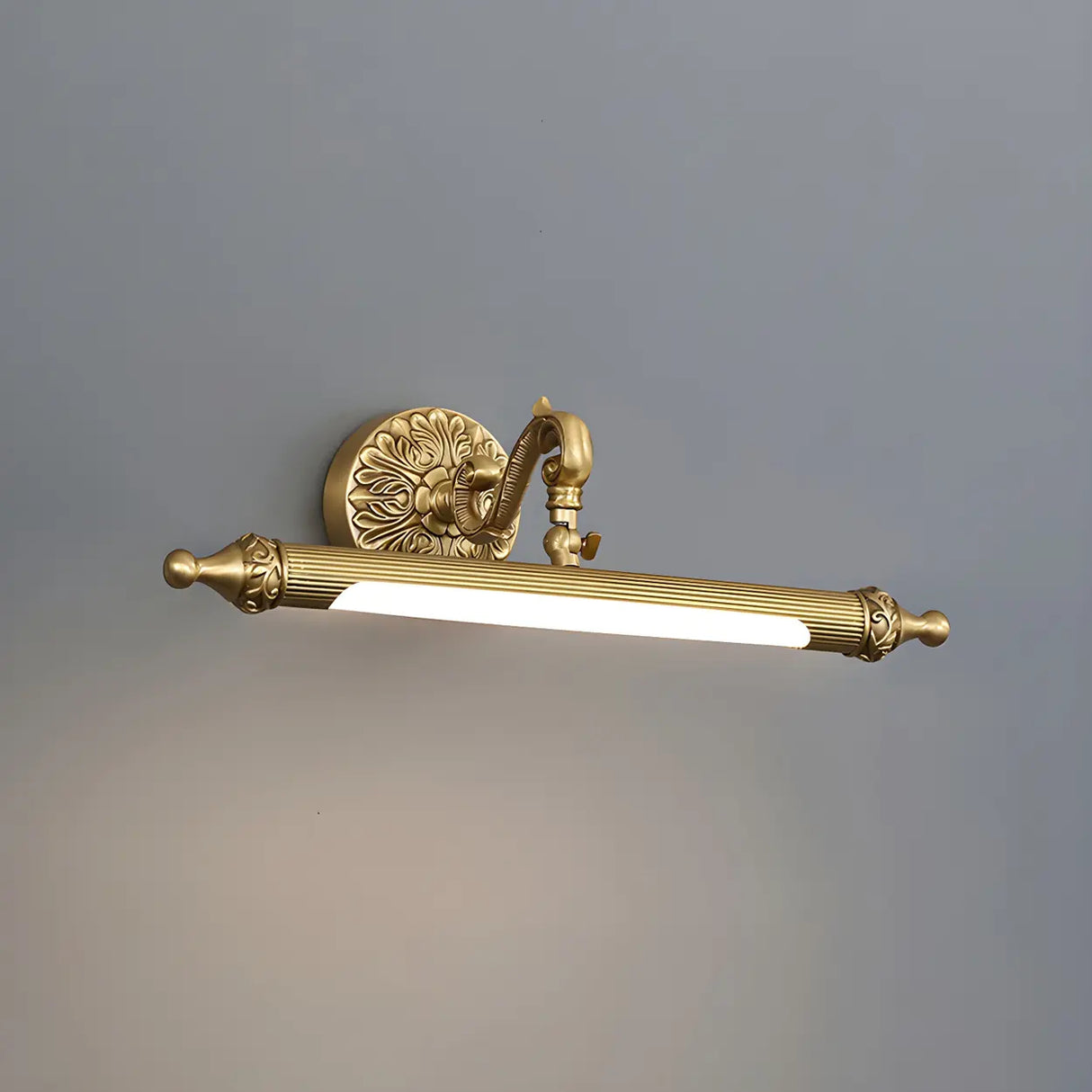 Elegant Simple Gold Linear Brass Mirror Vanity Light Image - 6