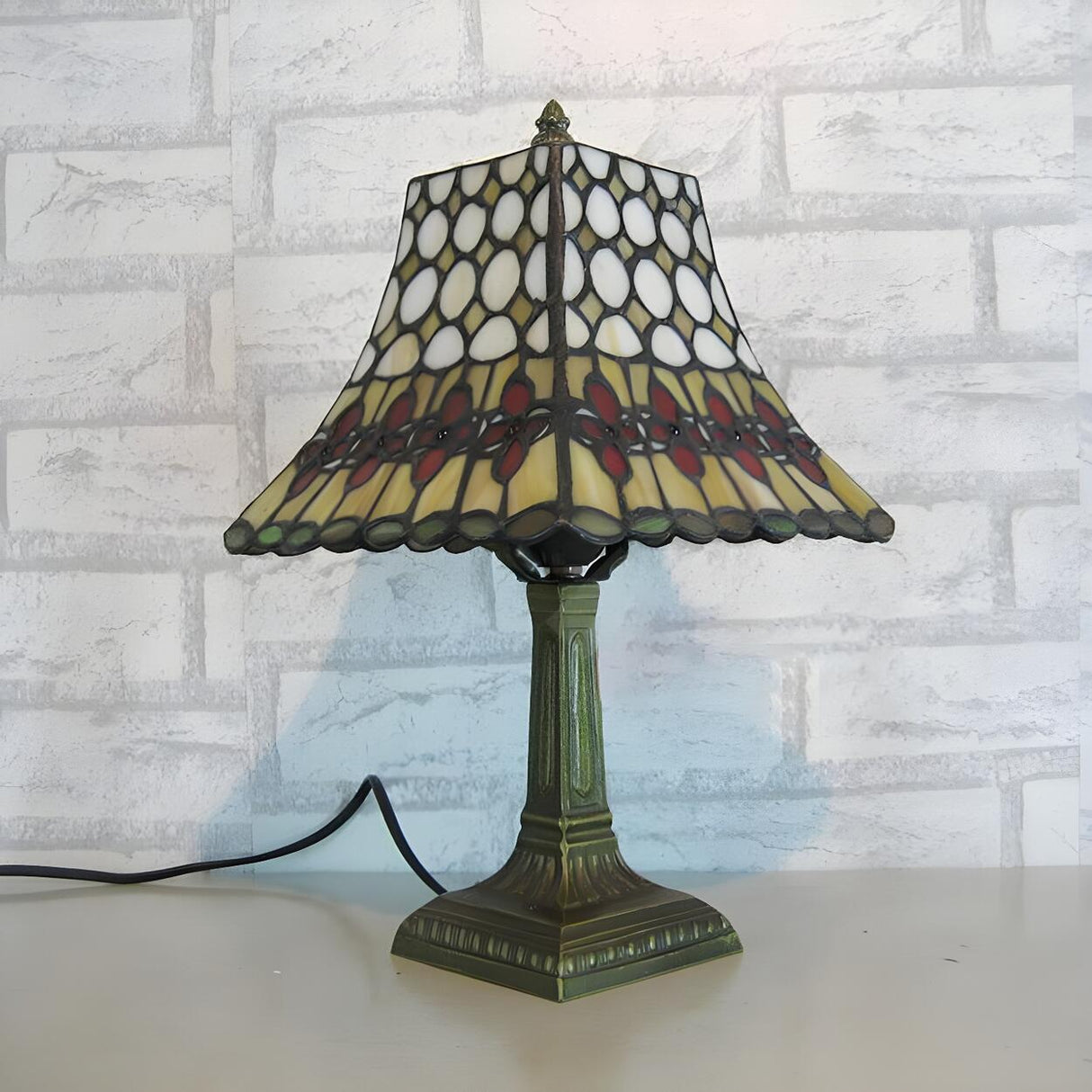 Elegant Tiffany Dome Stained Glass Decor Table Lamp Image - 22