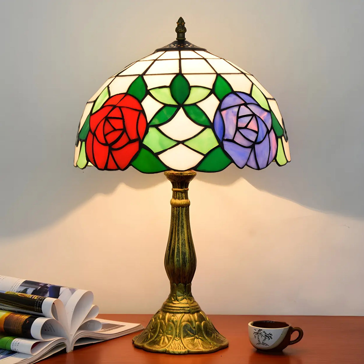 Elegant Tiffany Stained Glass Dome Decor Table Lamp Image - 12