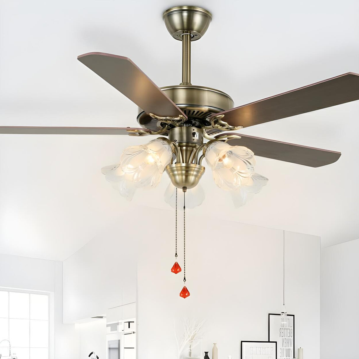 Elegant Vintage Flower Shade 5-Blade Ceiling Fan Light Image - 4