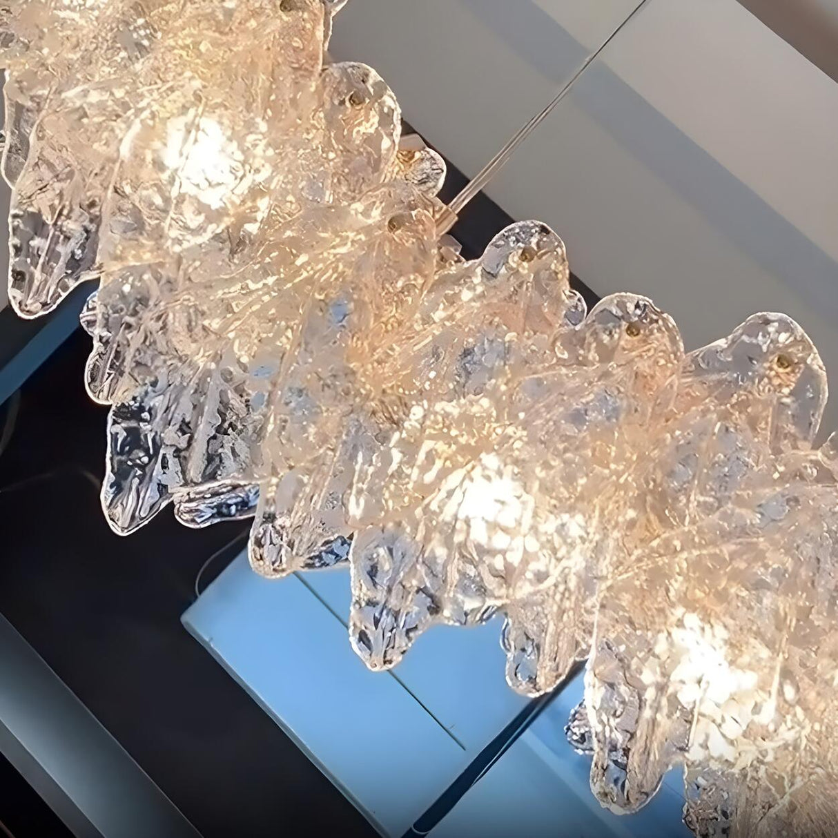 Exquisite Textured Glass Wing Island Pendant Light Image - 7